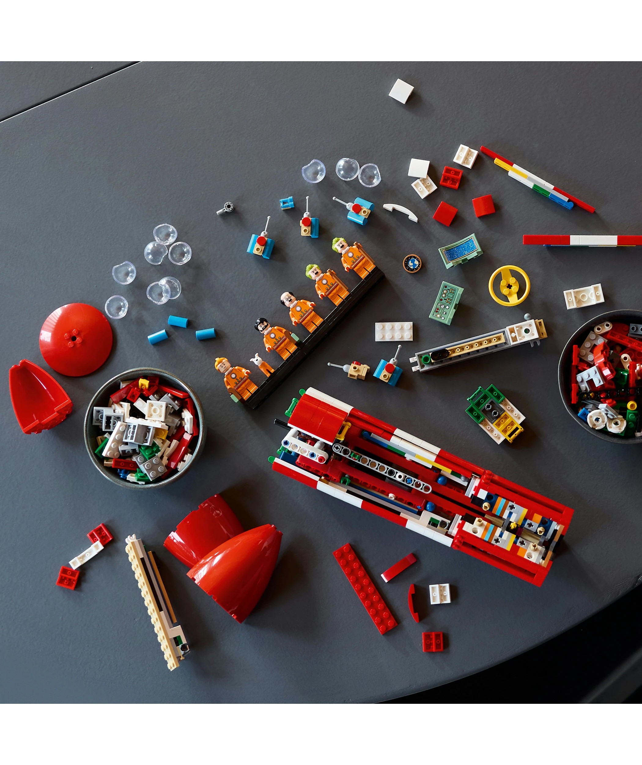 8 LEGO Ideas Tintin Moon Rocket 21367, 8 of 10