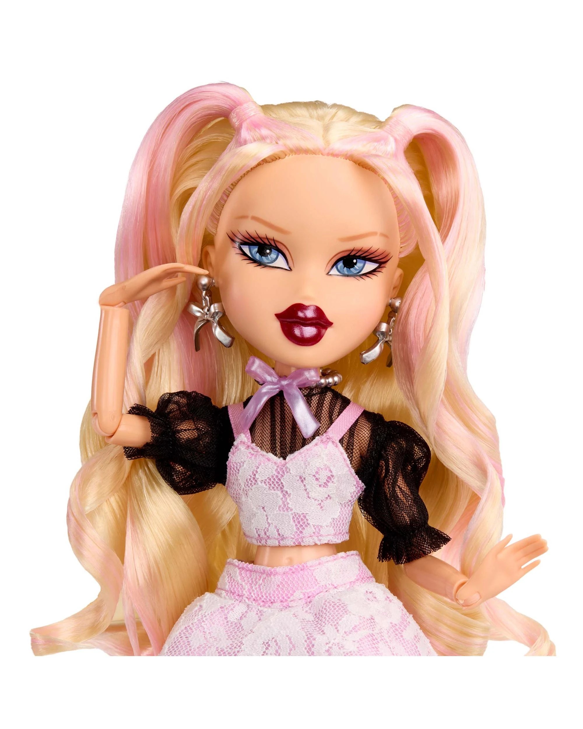 4 Bratz Stylin' Birthdayz Cloe Doll, 4 of 5