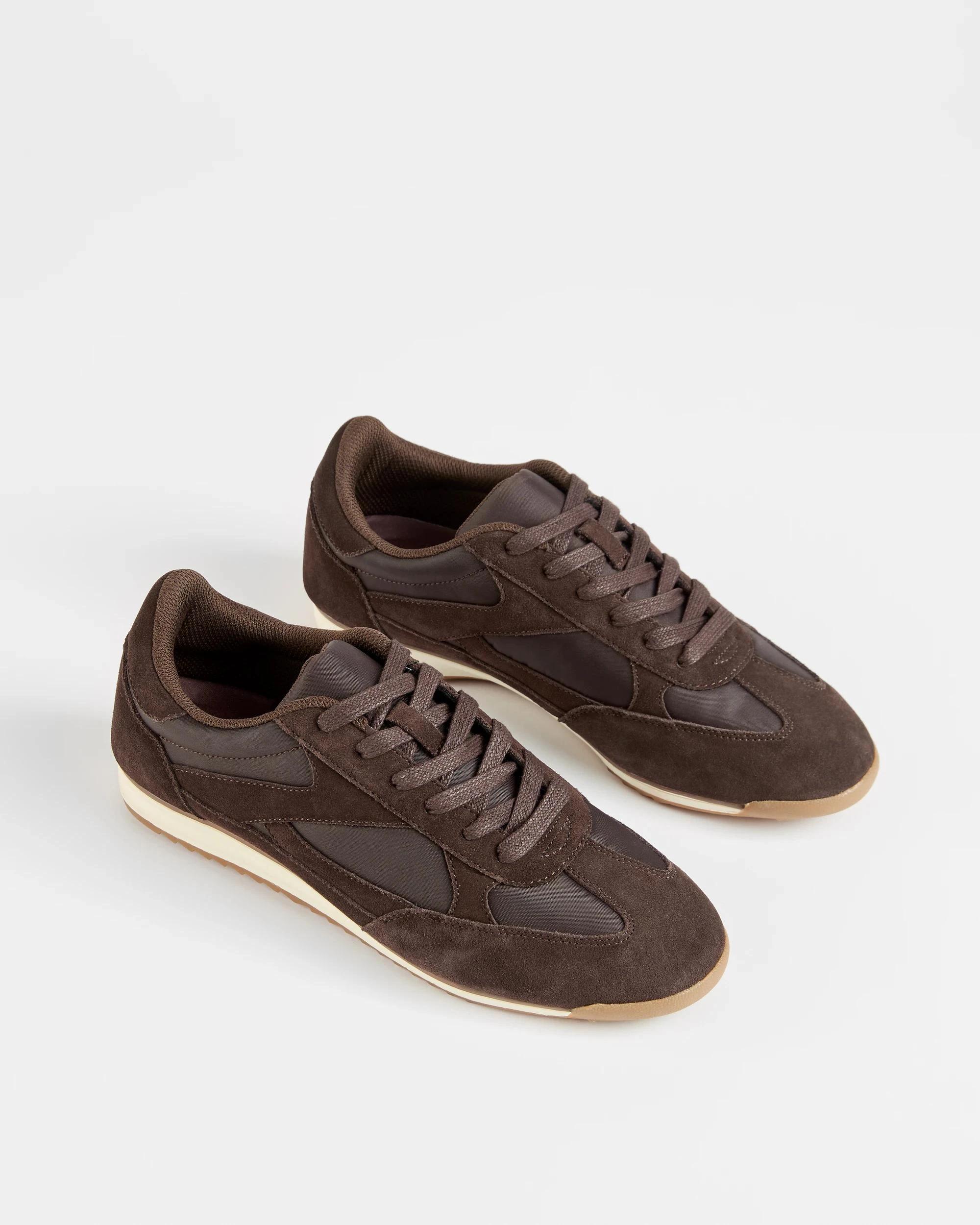 3 Target Man Mens Genuine Suede and Nylon Retro Sneaker CHOCOLATE, 3 of 3