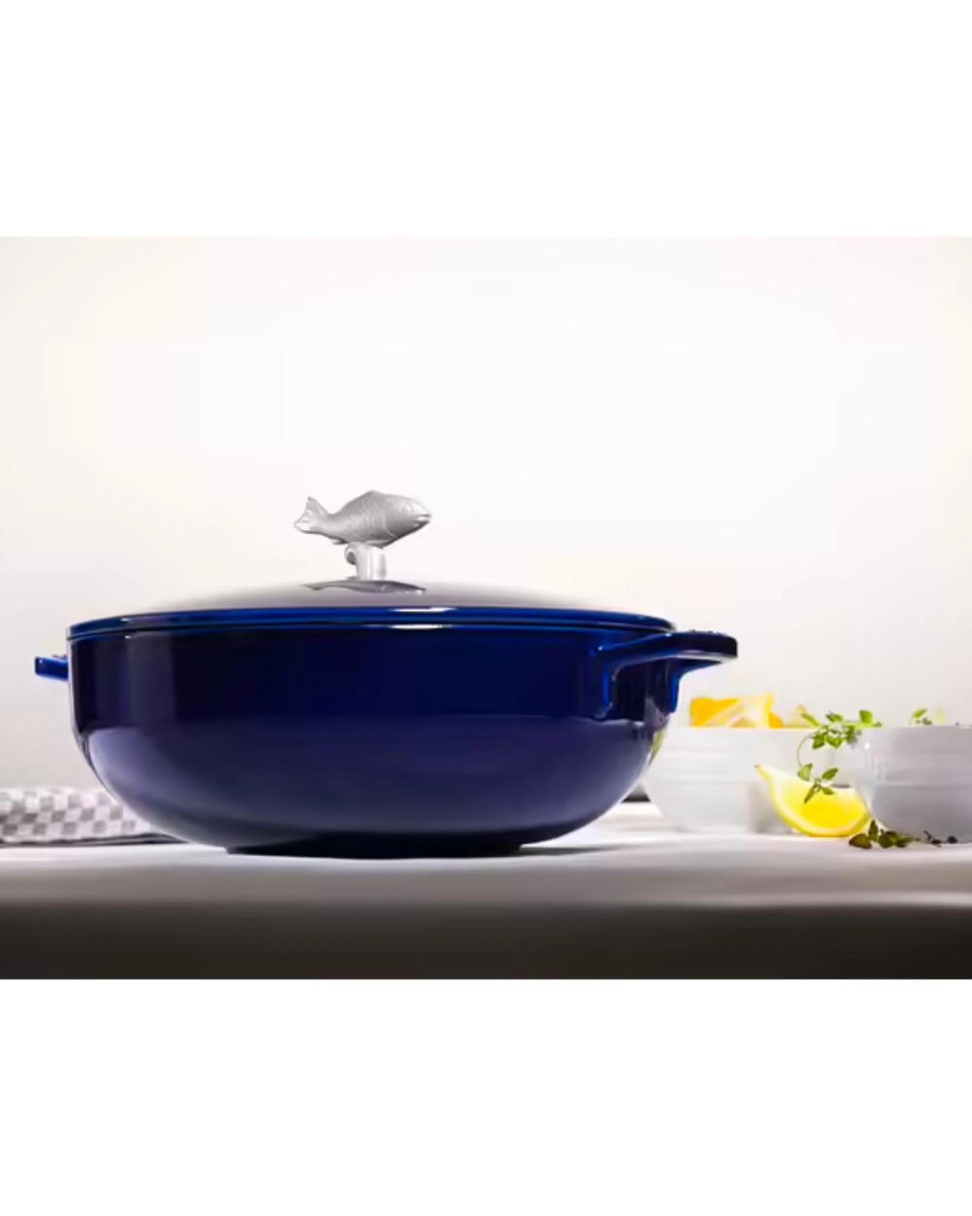 4 Staub Enamelled Cast Iron Bouillabaisse Pot 28cm  4.65L  Marine Blue - Blue, 4 of 5