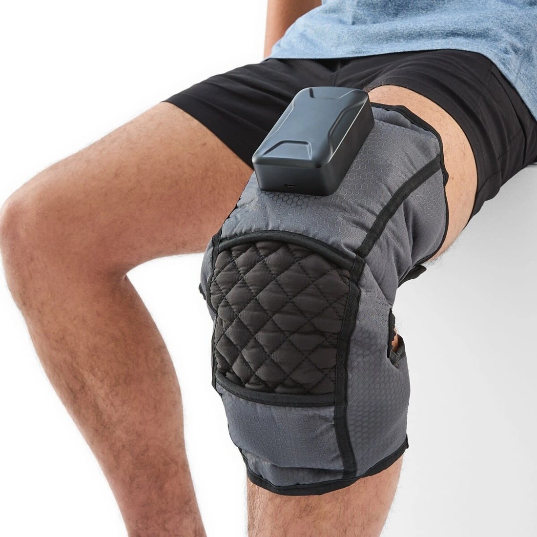 1 Knee Compression - Black, 1 of 10