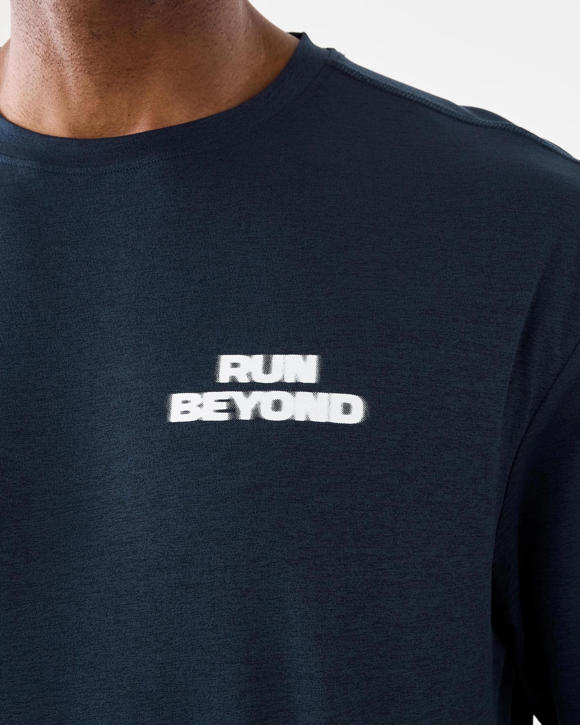 5 Active Mens Oversized Graphic T-shirt Run Beyond, 5 of 7