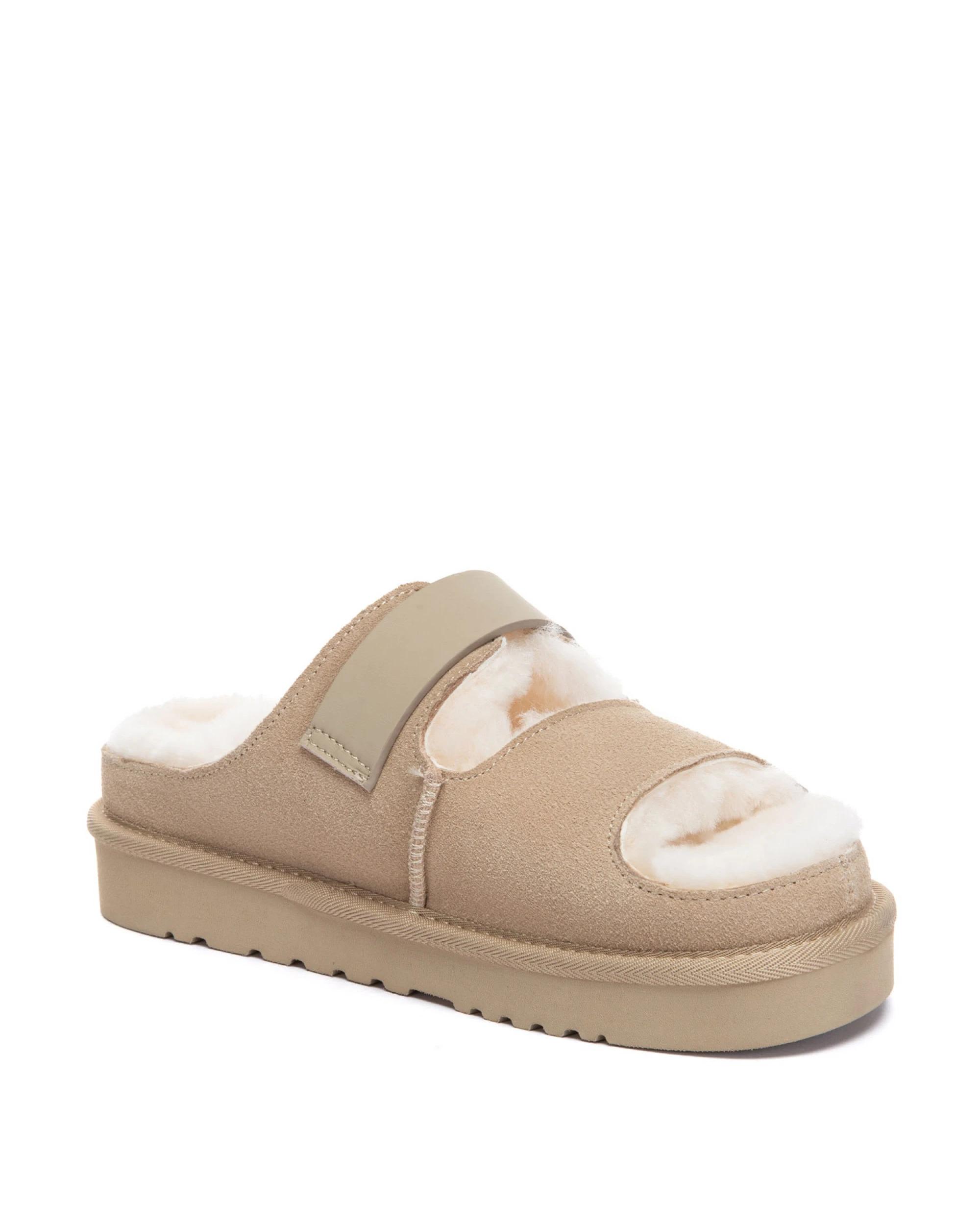 2 Australian Shepherd UGG Clava Slippers SAND, 2 of 5