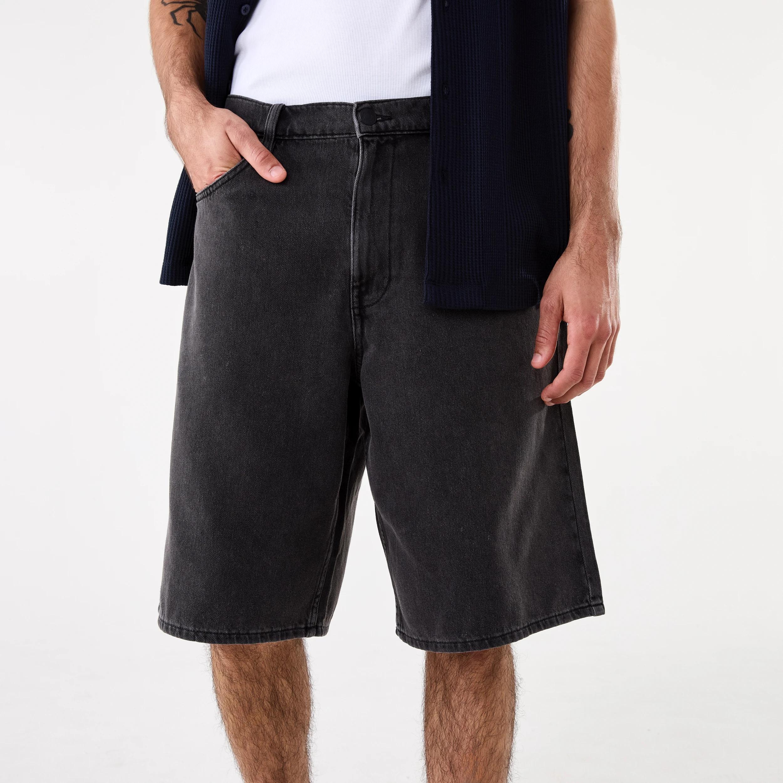 1 Baggy Denim Shorts Black Wash, 1 of 9