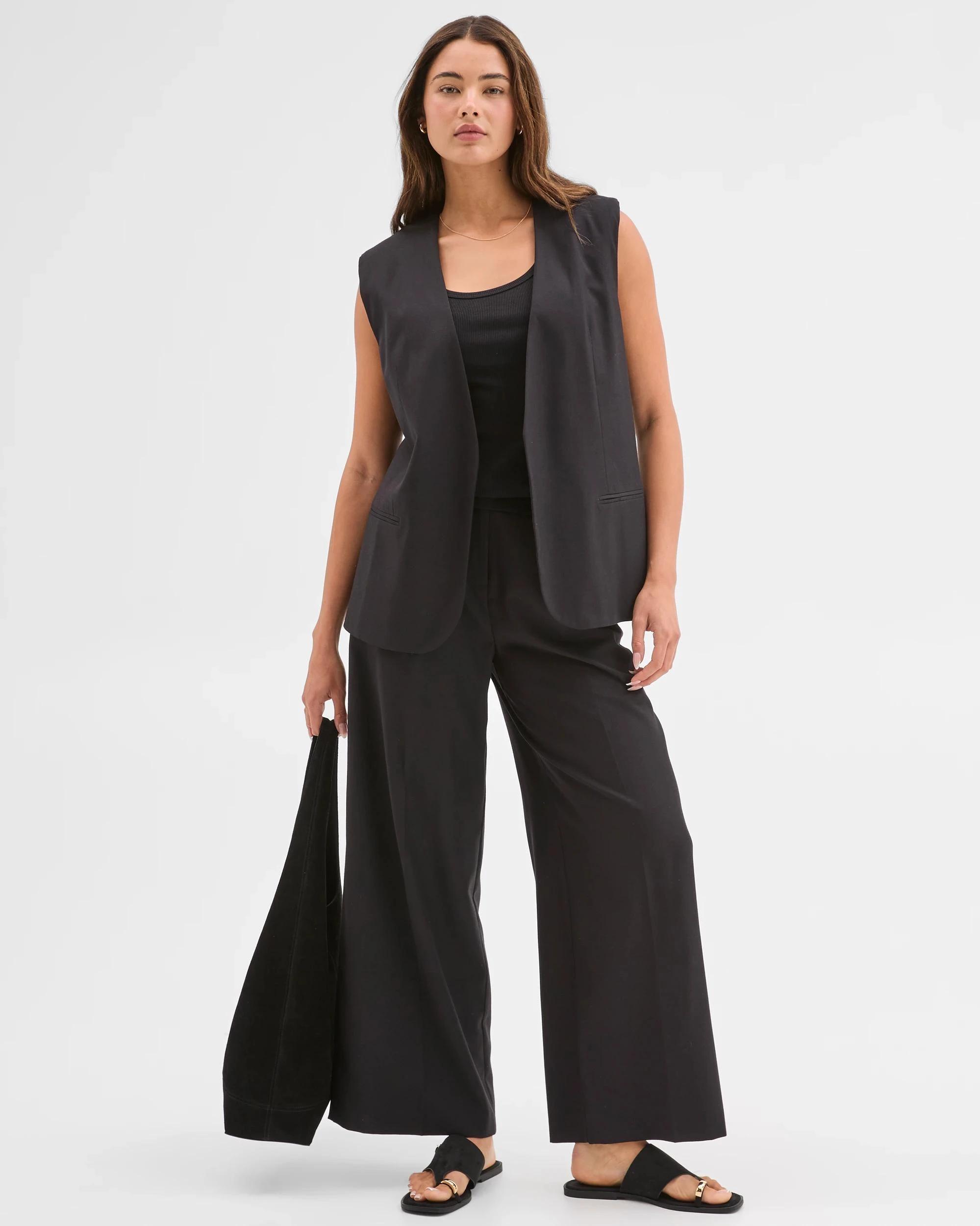 1 Lily Loves Oversized Vest BLACK, 1 of 7