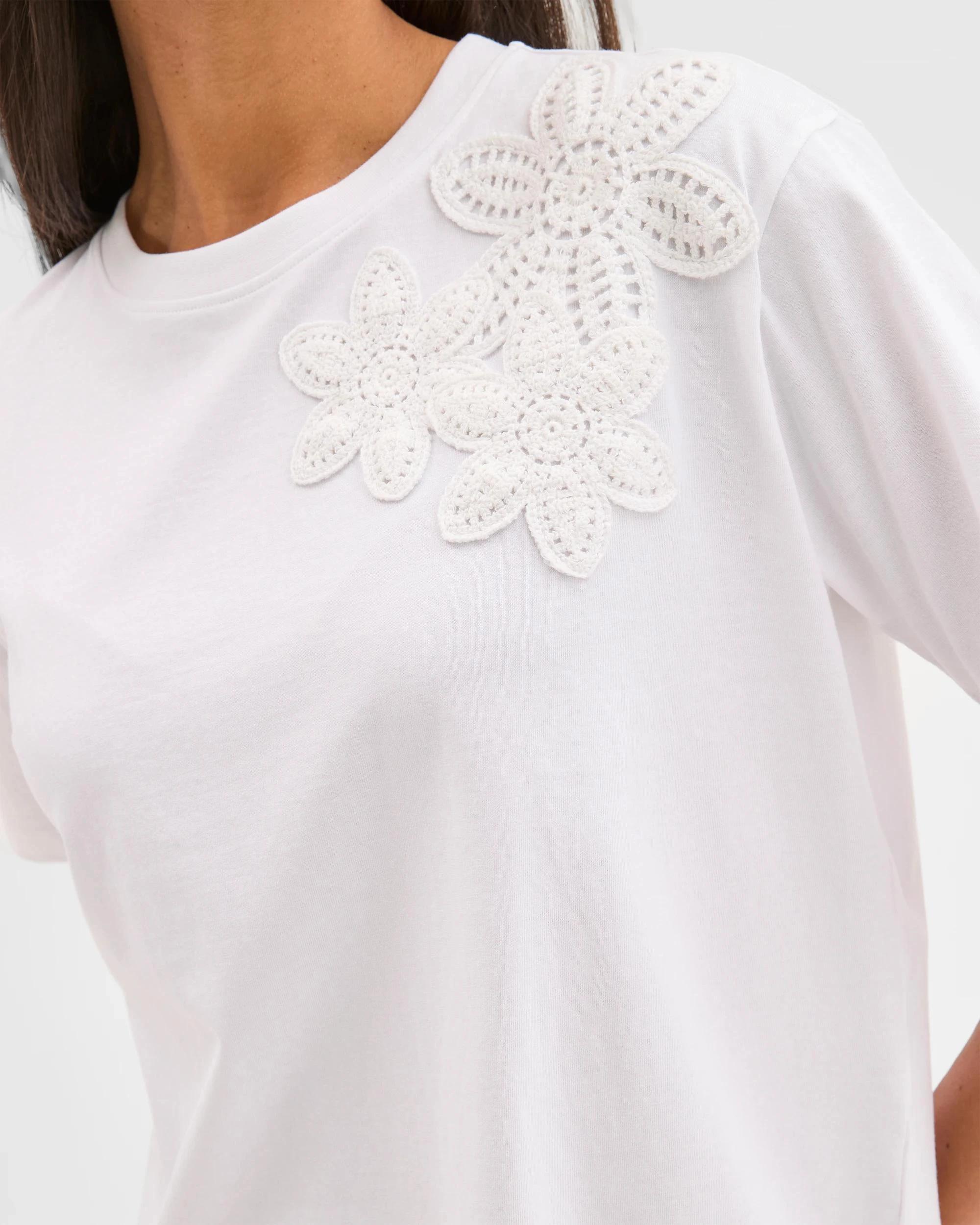 4 Target Woman Australian Cotton Applique Oversized Boxy T-Shirt BRILLIANT WHITE, 4 of 7