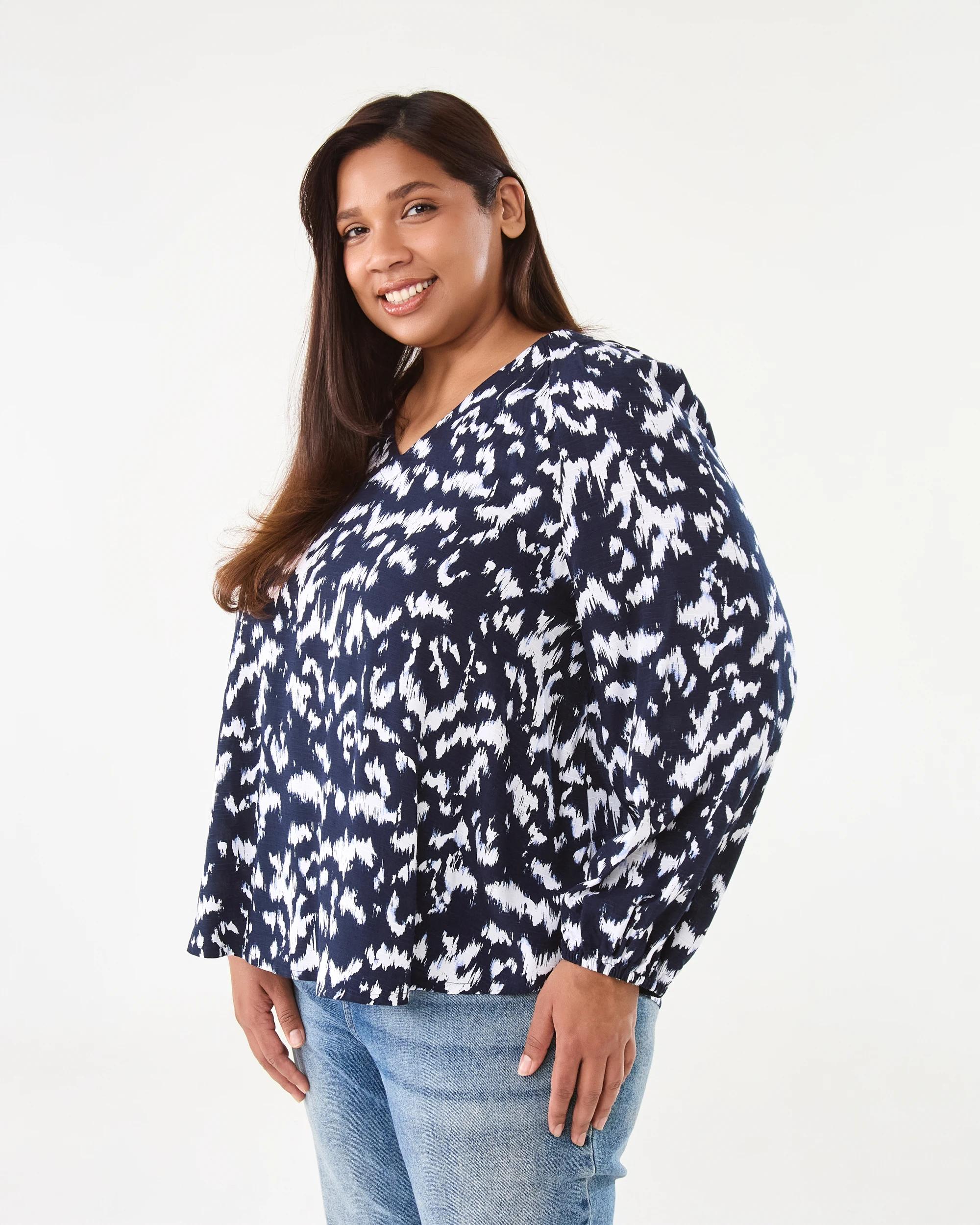 2 Curve Long Sleeve Gathered Blouse Abst Non, 2 of 7