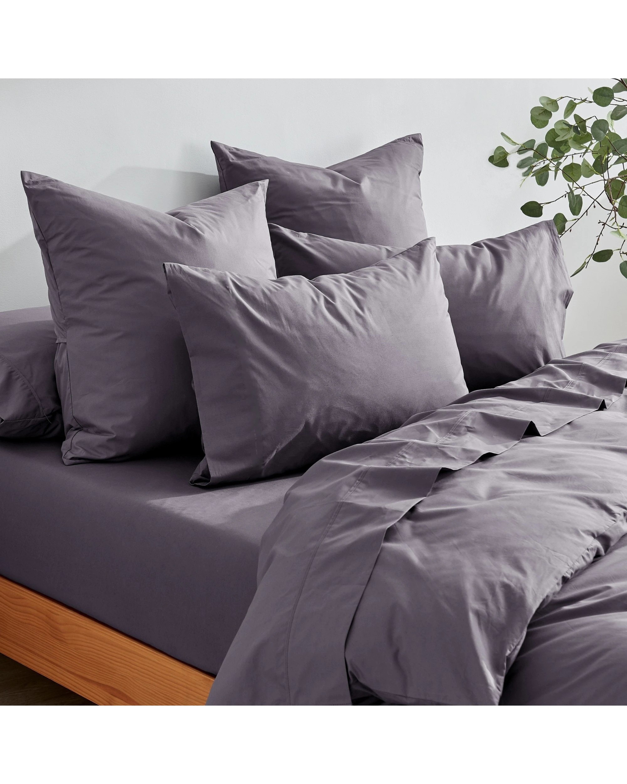 5 Dreamaker 300TC Cotton Percale Quilt Cover Set - King Bed - Charcoal, 5 of 6