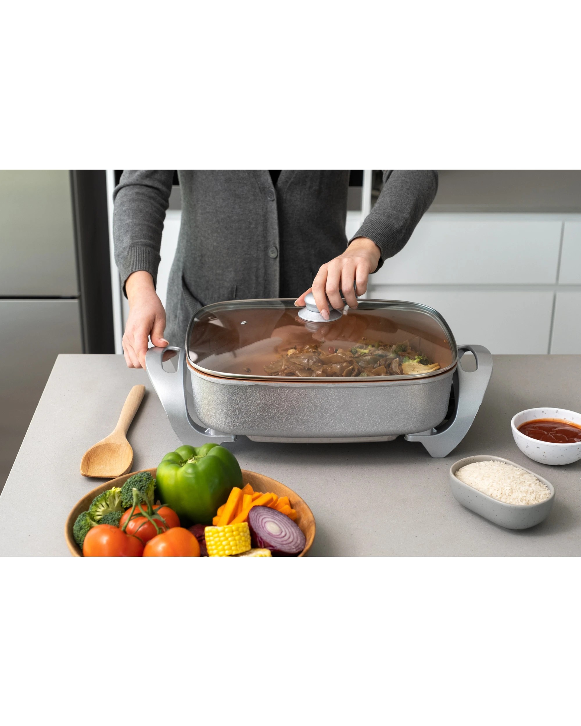 1 Healthy Choice Electric Fry Pan 7.9l 38cm Non-stick 1500w Frying Cookware Copper
 - White, 1 of 2