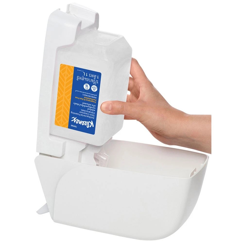 4 Kleenex Antibacterial Foaming Skin Cleanser 1000mL Cart 6 Pk, 4 of 4