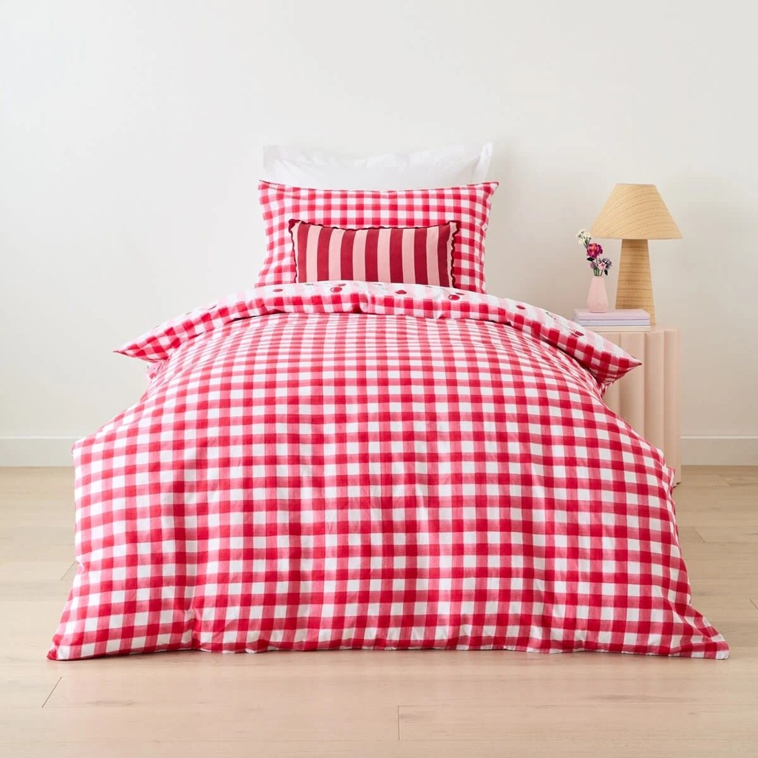 2 Cherry Cotton Rich Reversible Quilt Cover Set - Single Bed, 2 of 7