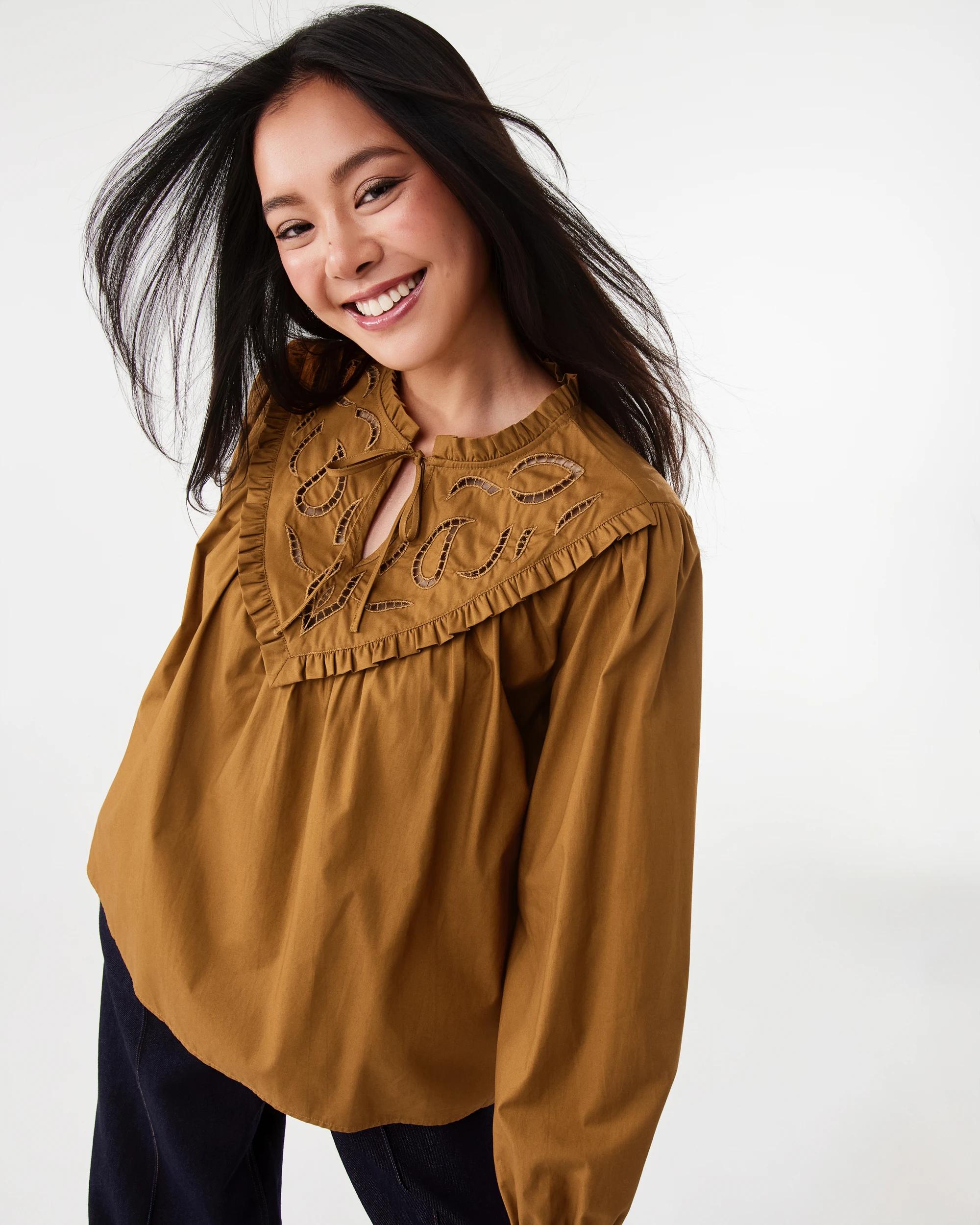 4 Long Sleeve Cutwork Detail Top Harvest, 4 of 6