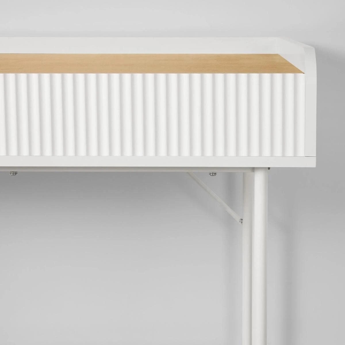 7 Alma Desk, 7 of 8