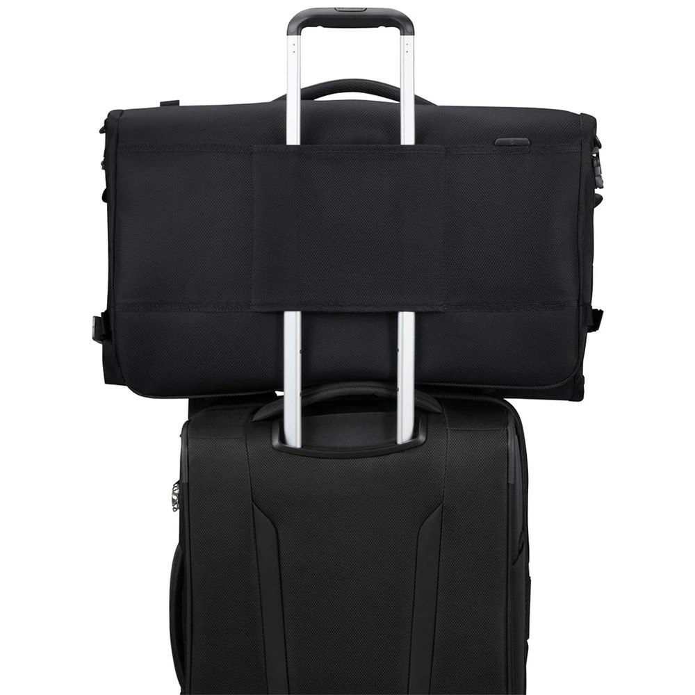 8 Samsonite Respark Tri-Fold Garment Bag Black, 8 of 9