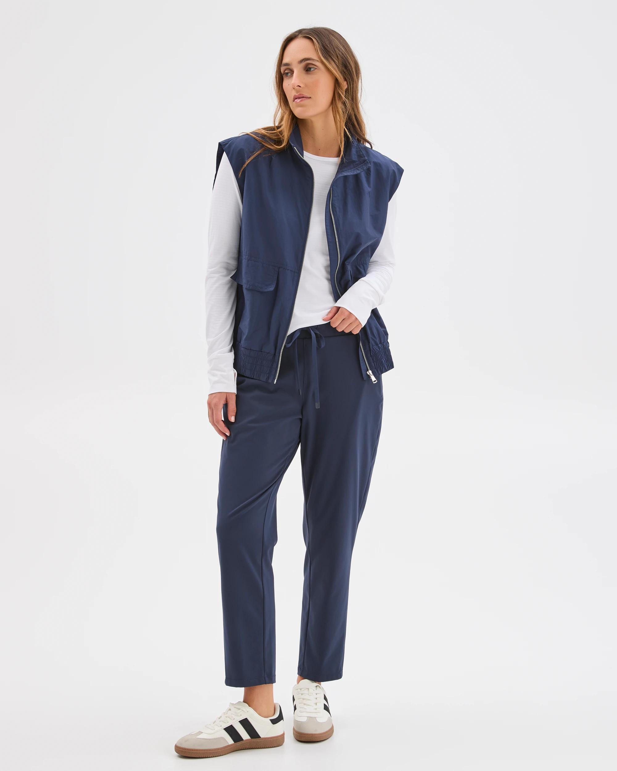 6 Target Active Studio Soft Travel Pants NAVY BLAZER, 6 of 7