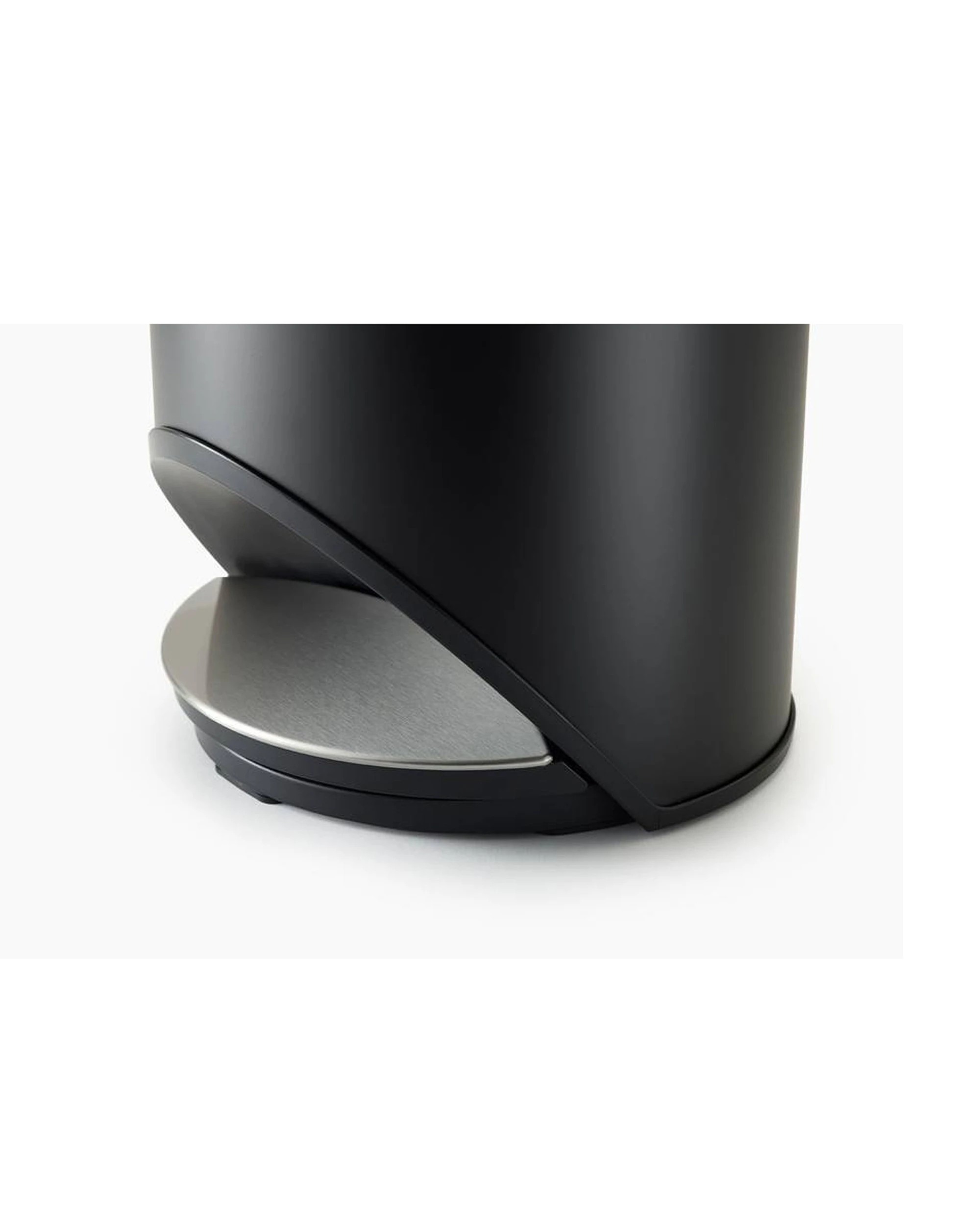 2 Joseph Joseph Arc 30L Pedal Bin Carbon Steel Soft Close Odour Control - Black, 2 of 7
