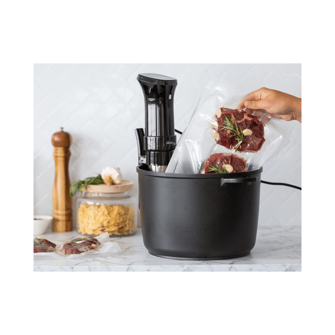 2 Healthy Choice Sous Vide Precision Cooker with Touchscreen &amp; App Control 1100W, 2 of 8