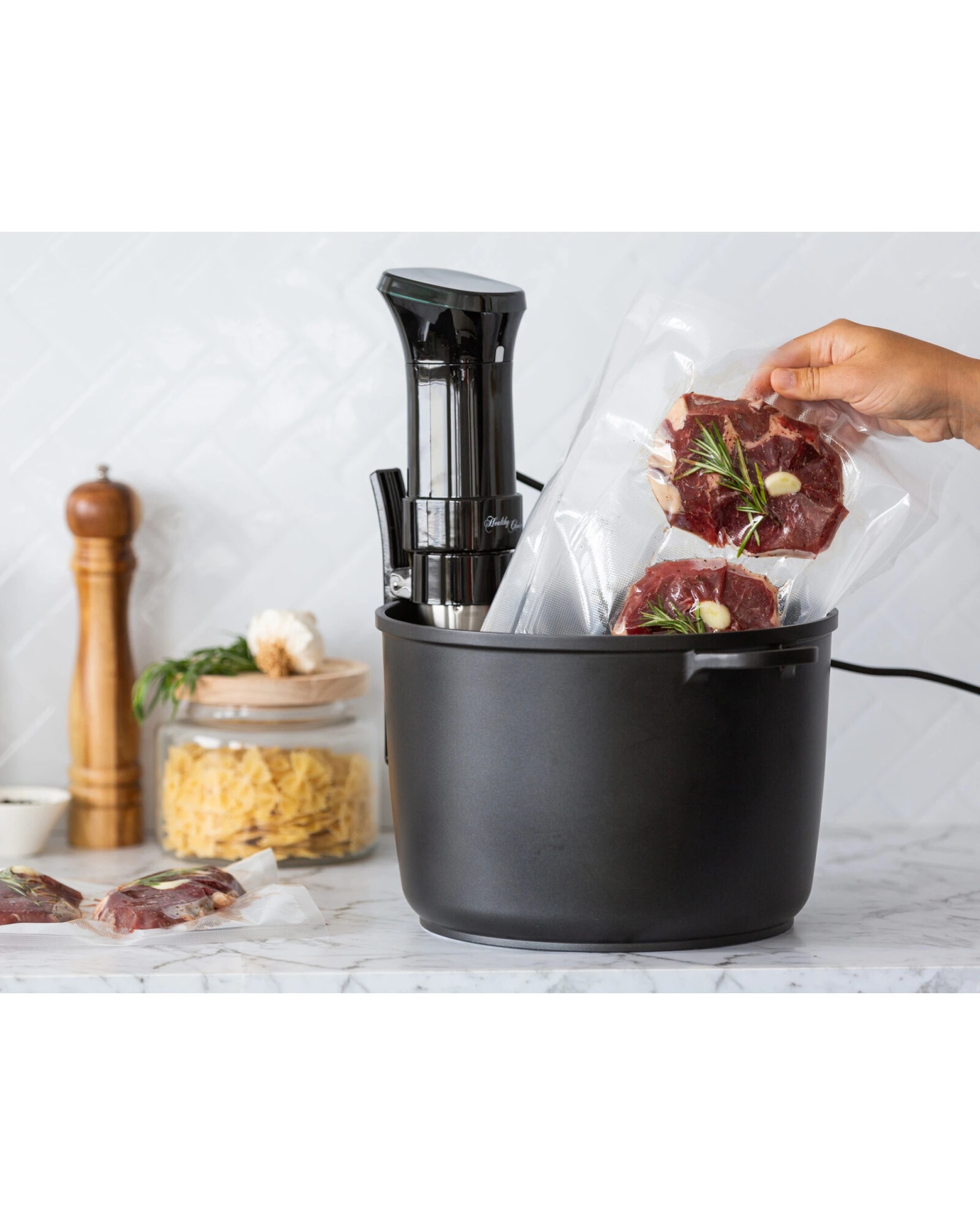 2 Healthy Choice Sous Vide Precision Cooker with Touchscreen & App Control 1100W, 2 of 8