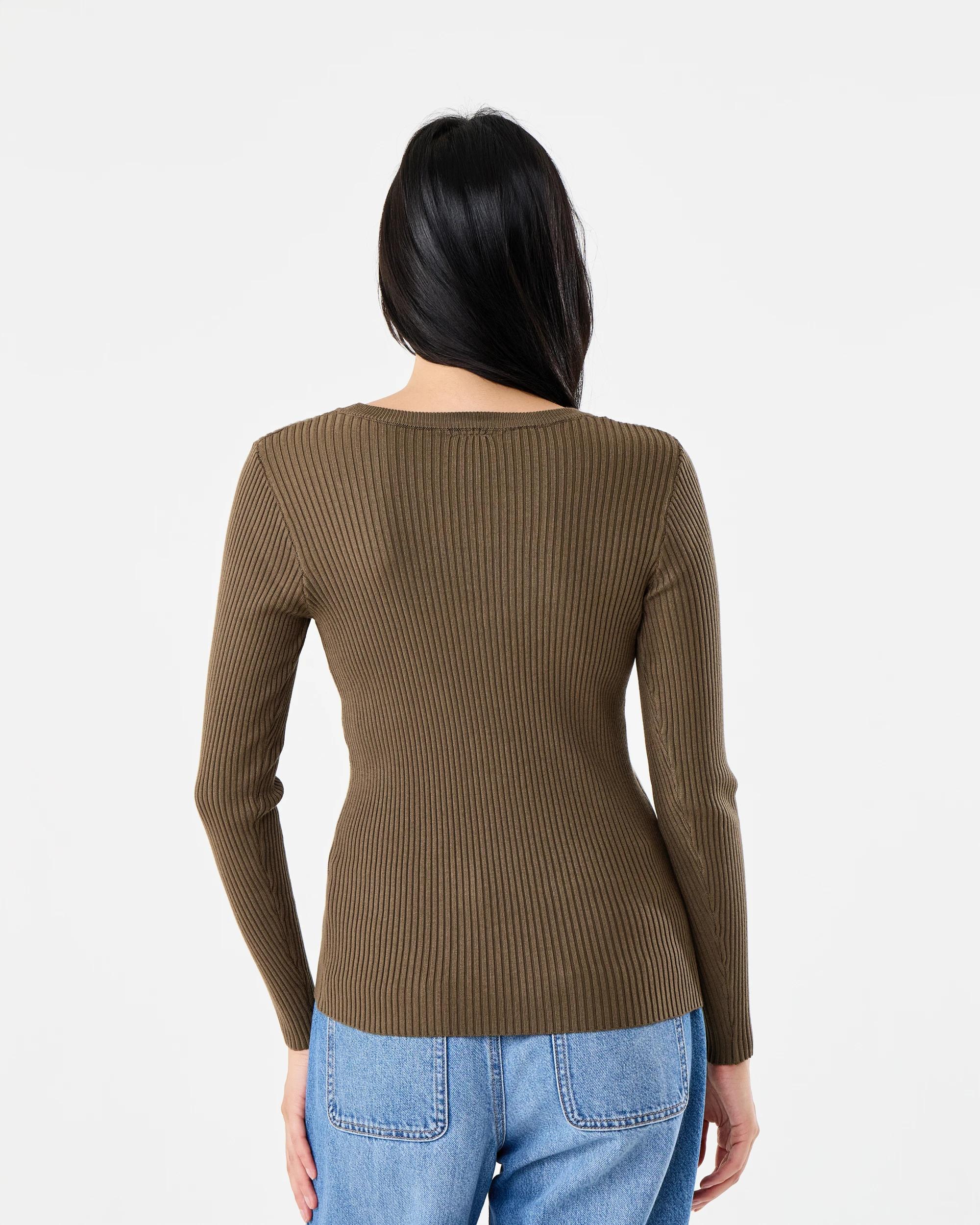 3 Long Sleeve Scoop Neck Top Dark Olive, 3 of 6