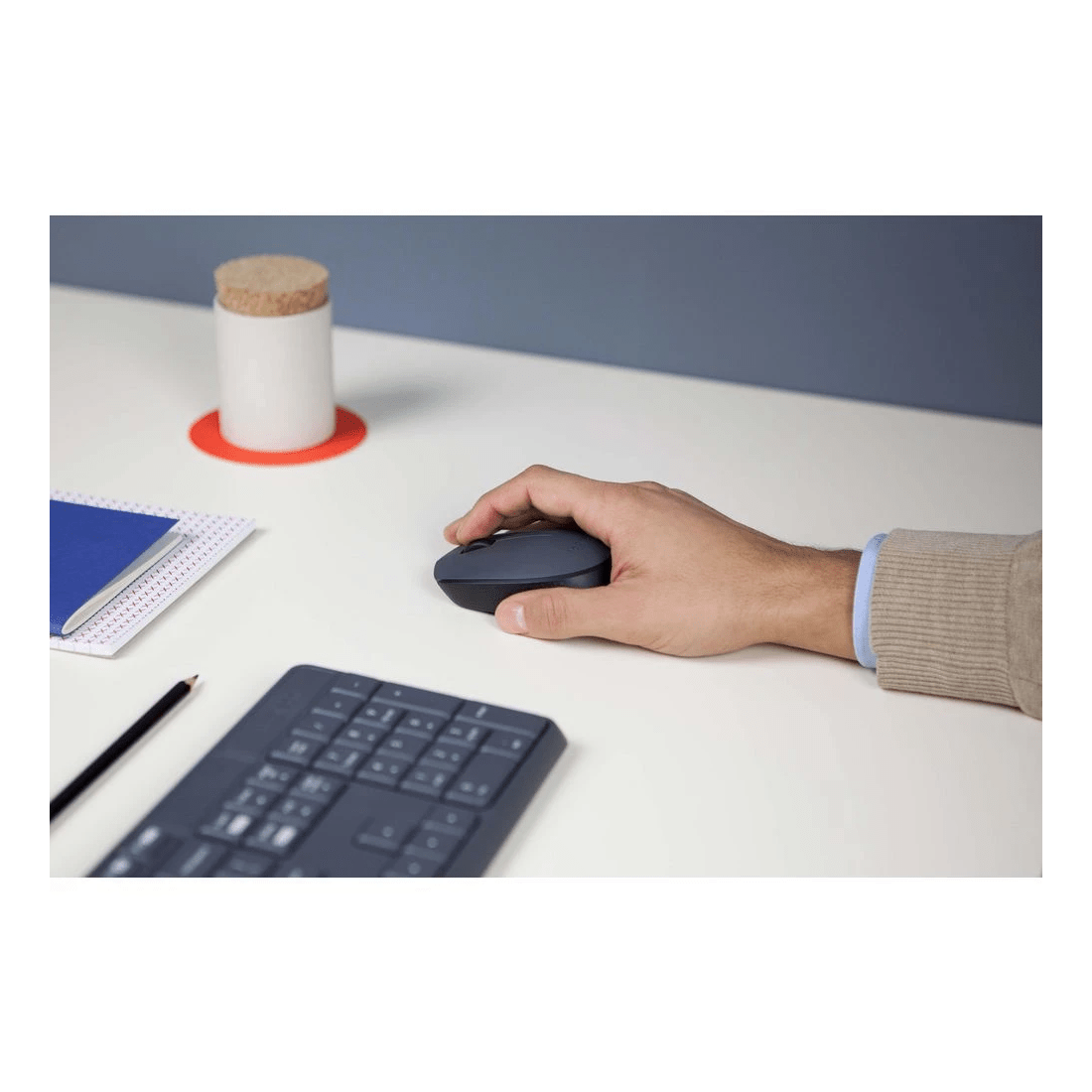 6 Logitech M171 Wireless Mouse Grey, 6 of 7