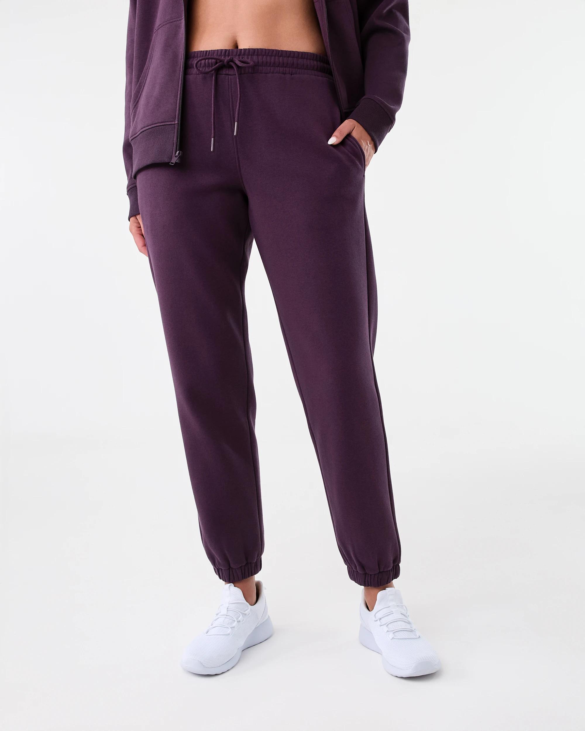 1 Active Womens Essential Cuff Trackpants Pur Raisin, 1 of 6