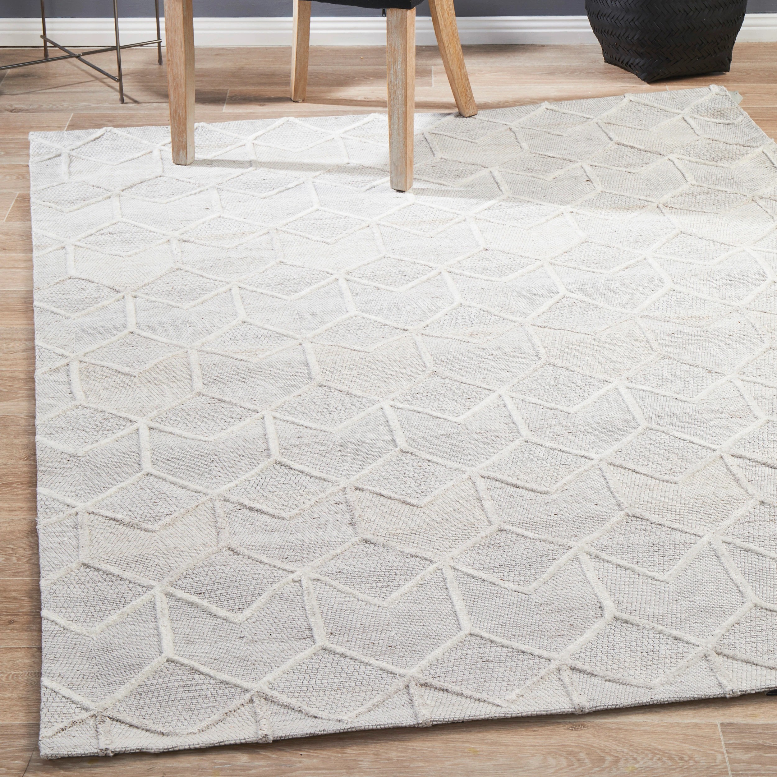 1 Common Ground Rugs Tableau 5055 320x230cm - Extra Large Hand Loomed Rug - Silver, 1 of 6