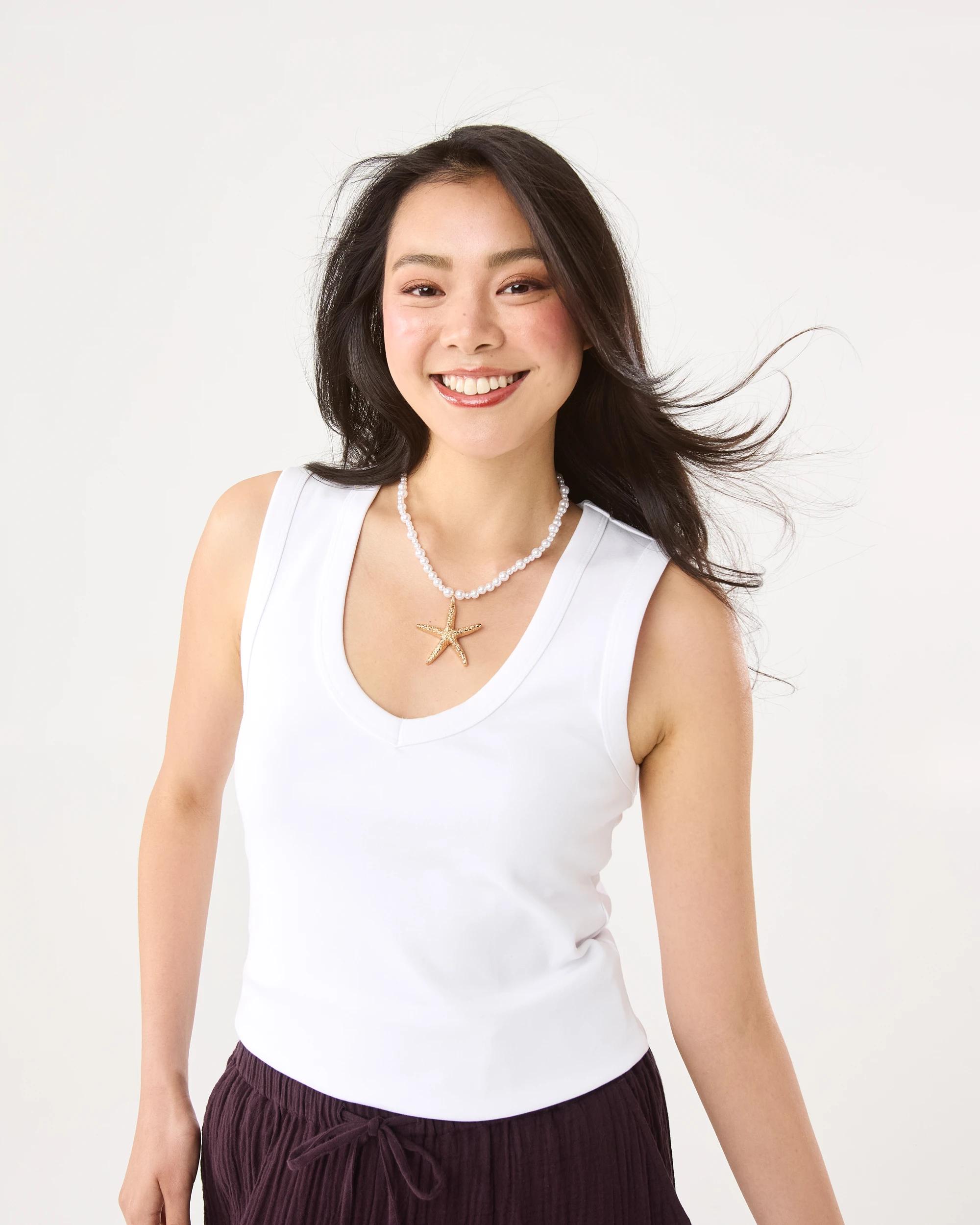 1 Sleeveless Elevated V-Neck Top White, 1 of 7