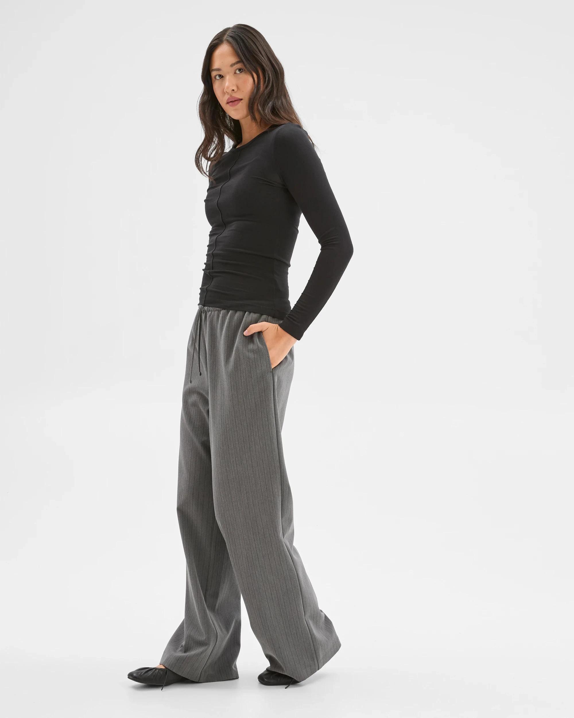 3 Preview Long Sleeve Luxe Layering Crew Neck Knit Top BLACK, 3 of 7