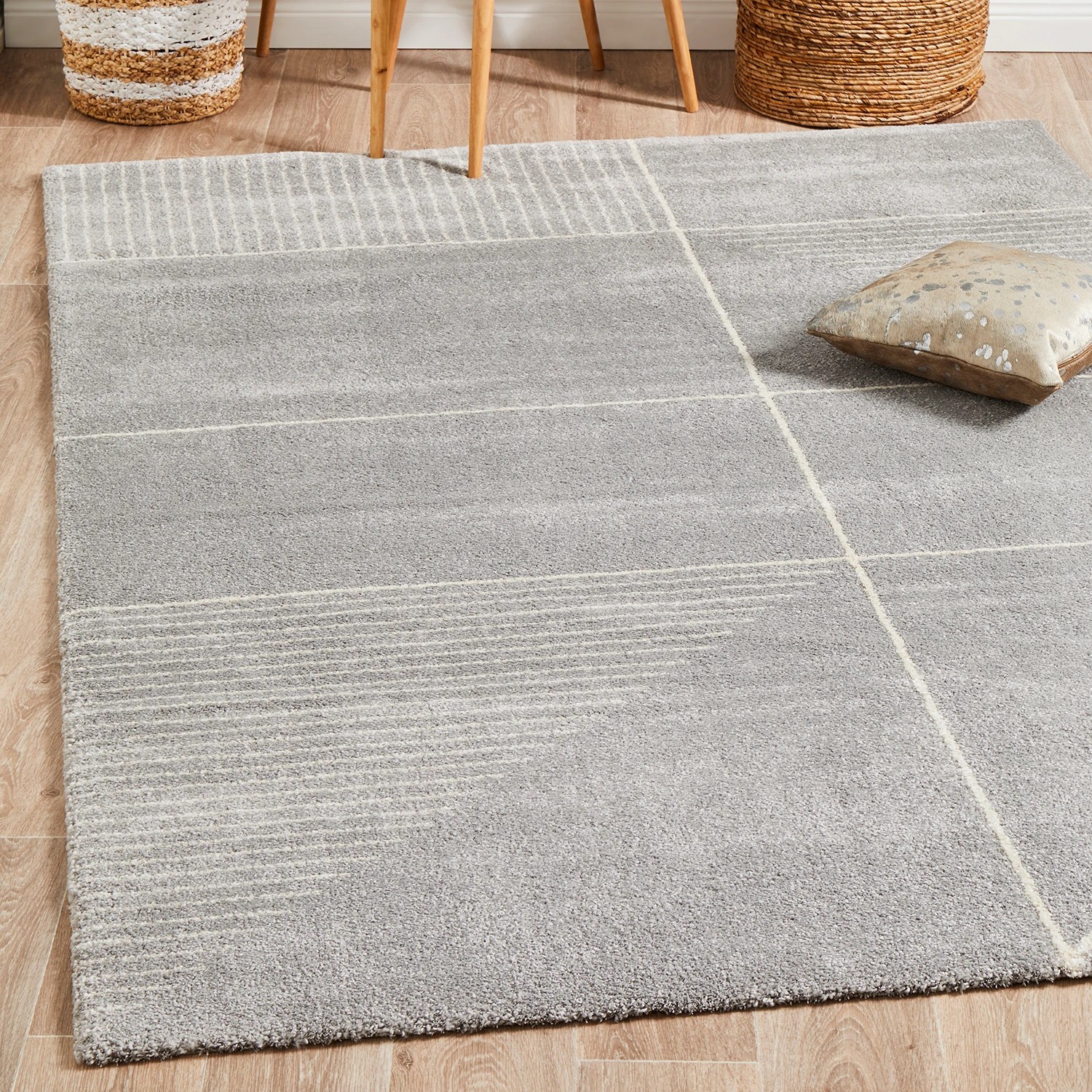 1 Common Ground Rugs Marquee 935 230x160cm - Medium Power Loomed Floor Rug - Silver, 1 of 7