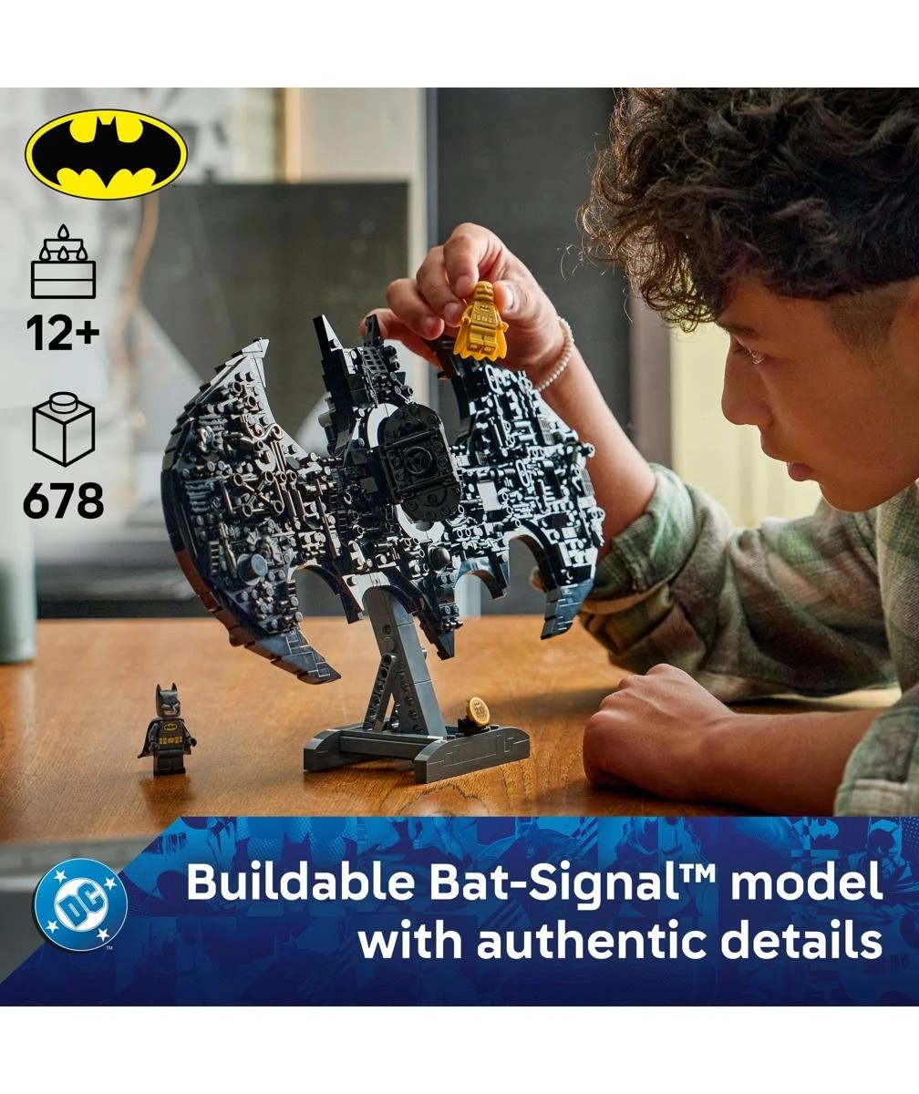 3 LEGO Super Heroes Batman Logo 76330, 3 of 10