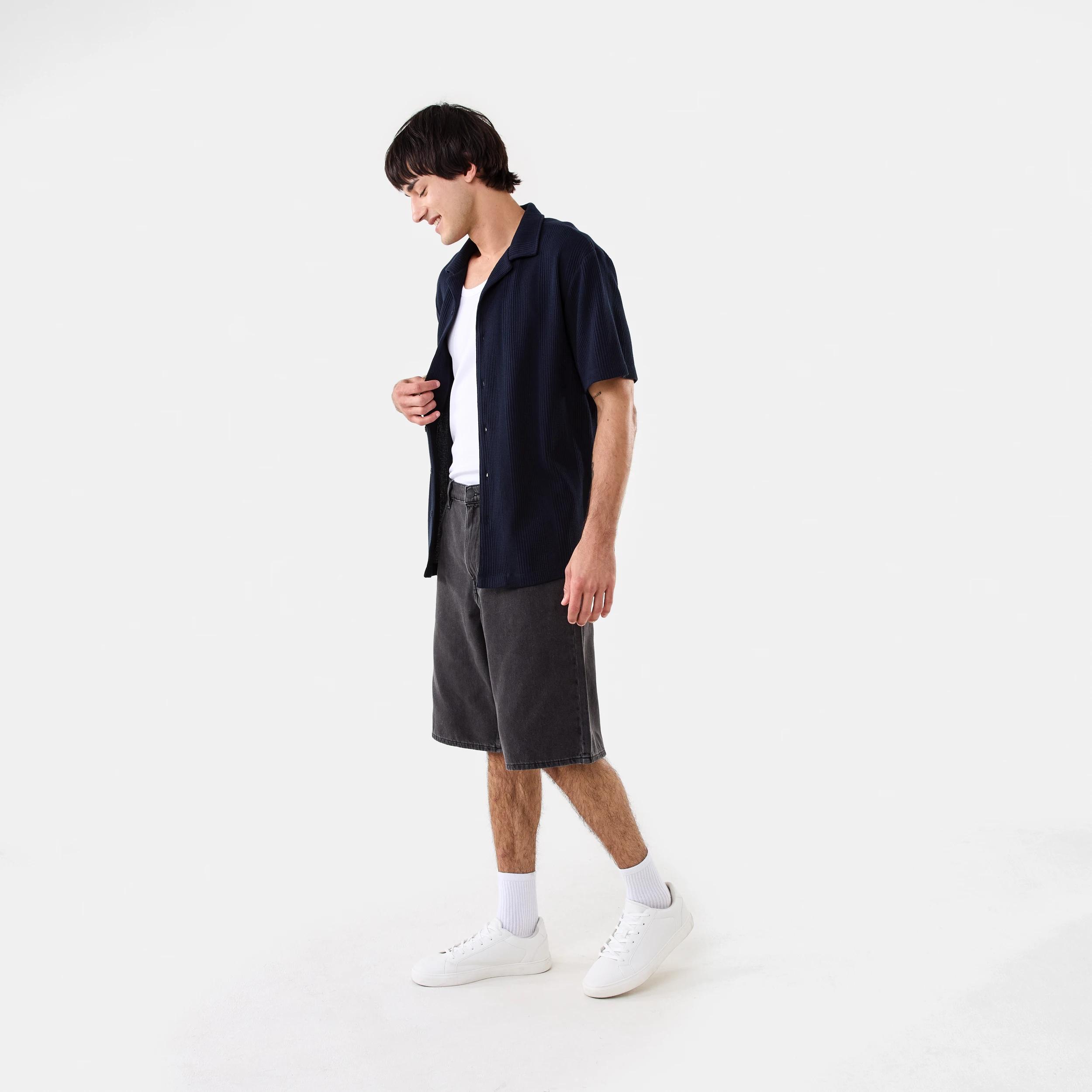 3 Short Sleeve Textured Knit Shirt SKY CAPTAIN, 3 of 10