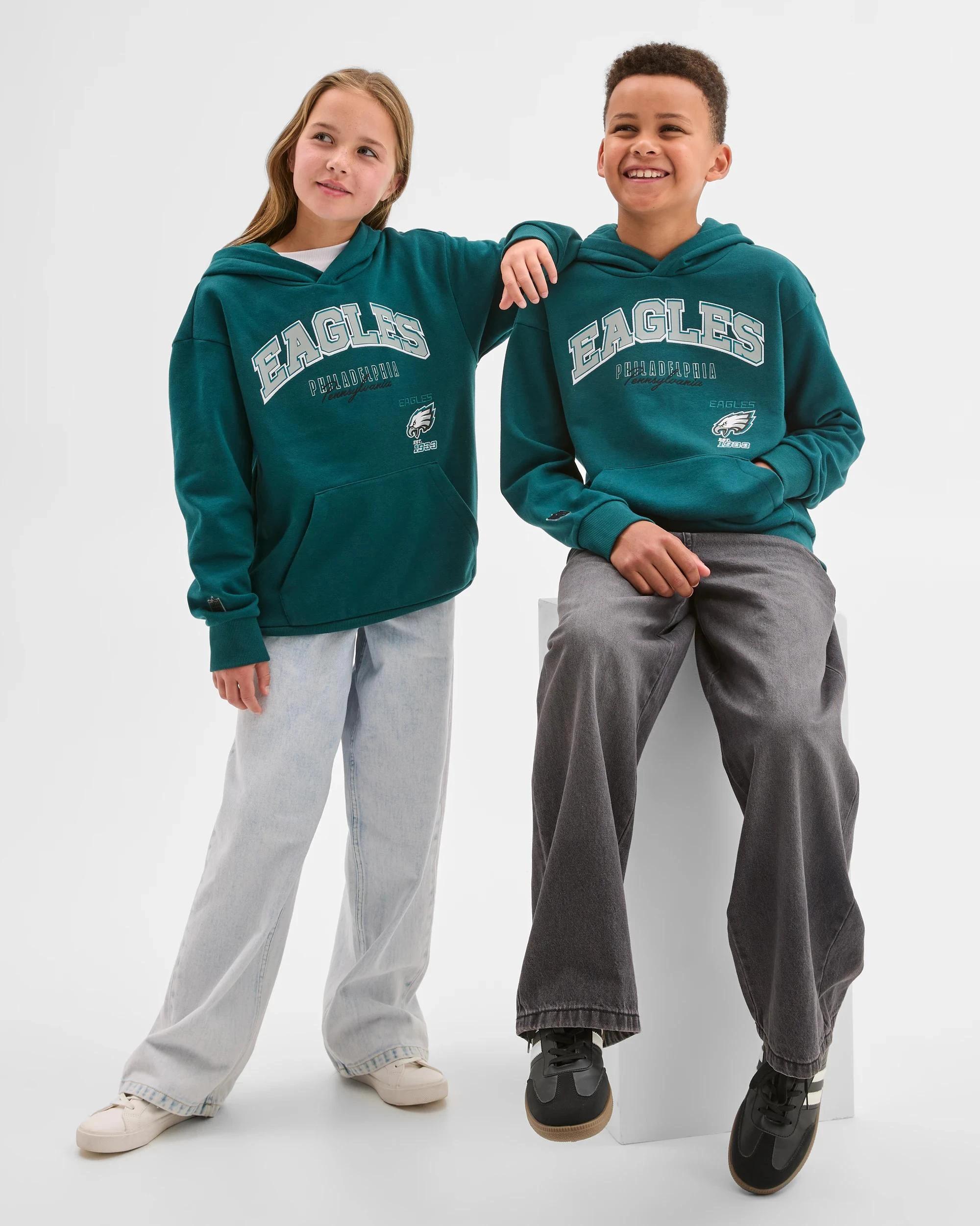 2 NFL Australian Cotton Blend Oversized Hoodie EAGLES, 2 of 6