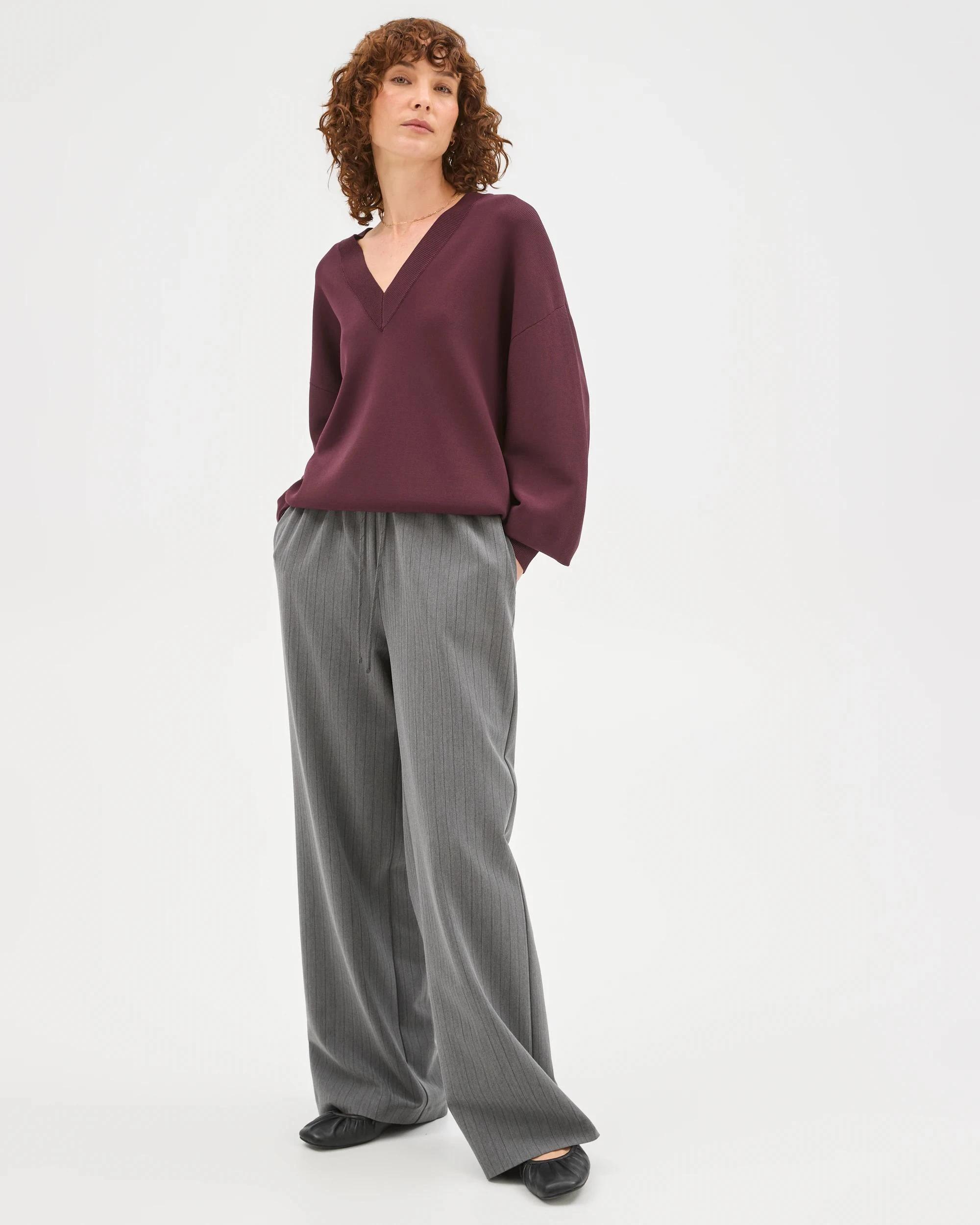 3 Preview Crepe Knit V-Neck Sweater PINOT, 3 of 6