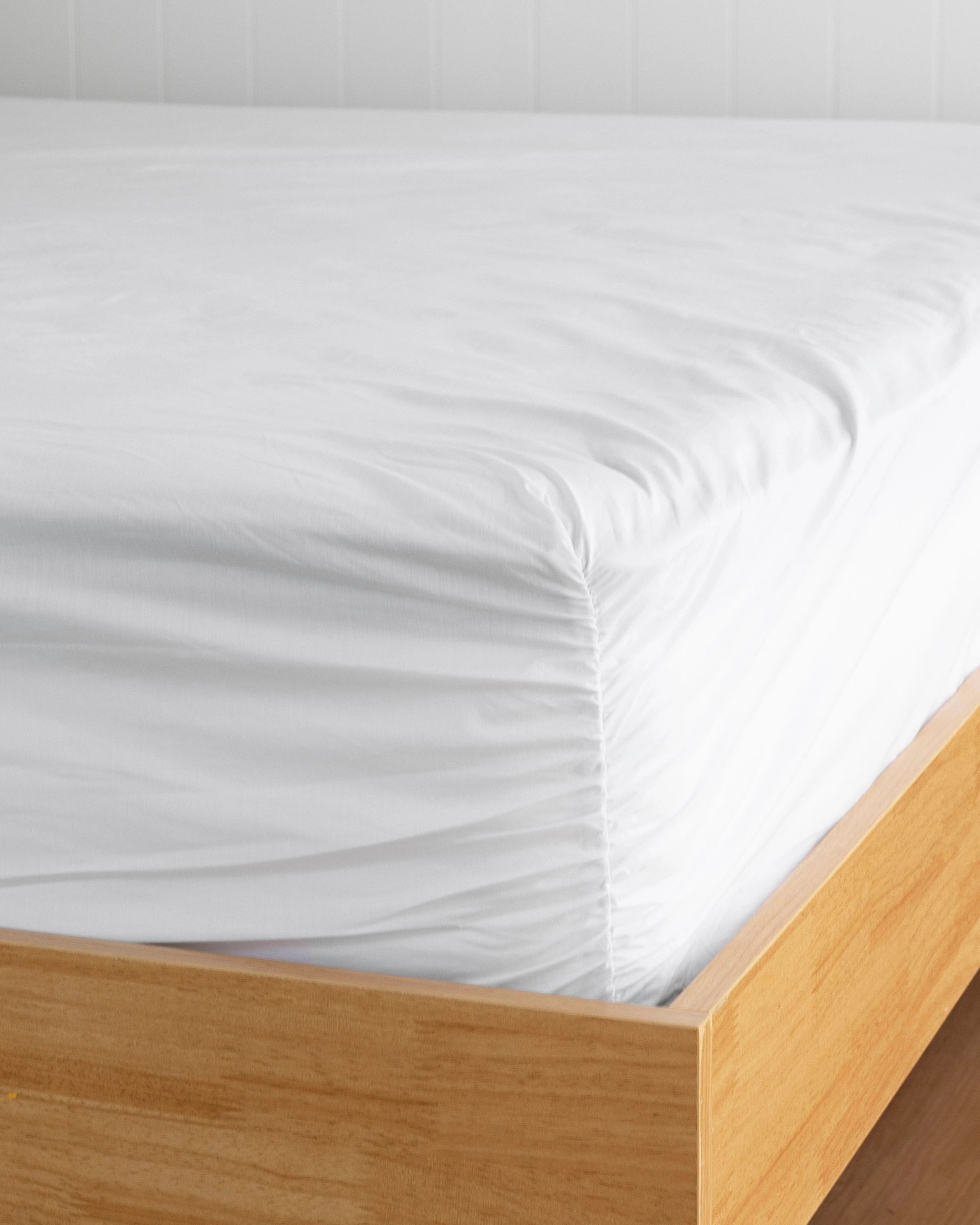 2 Bambury TRUFit Wide Elastic 100% Cotton Deep pocket Full Sheet Set - Queen Bed - White, 2 of 7