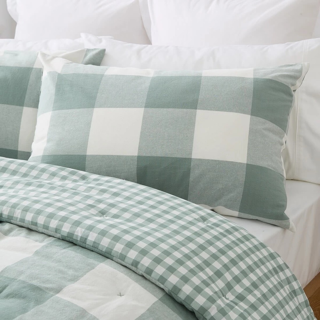 3 Check Cotton Cover Reversible Comforter Set - King Bed, Green and White, 3 of 7