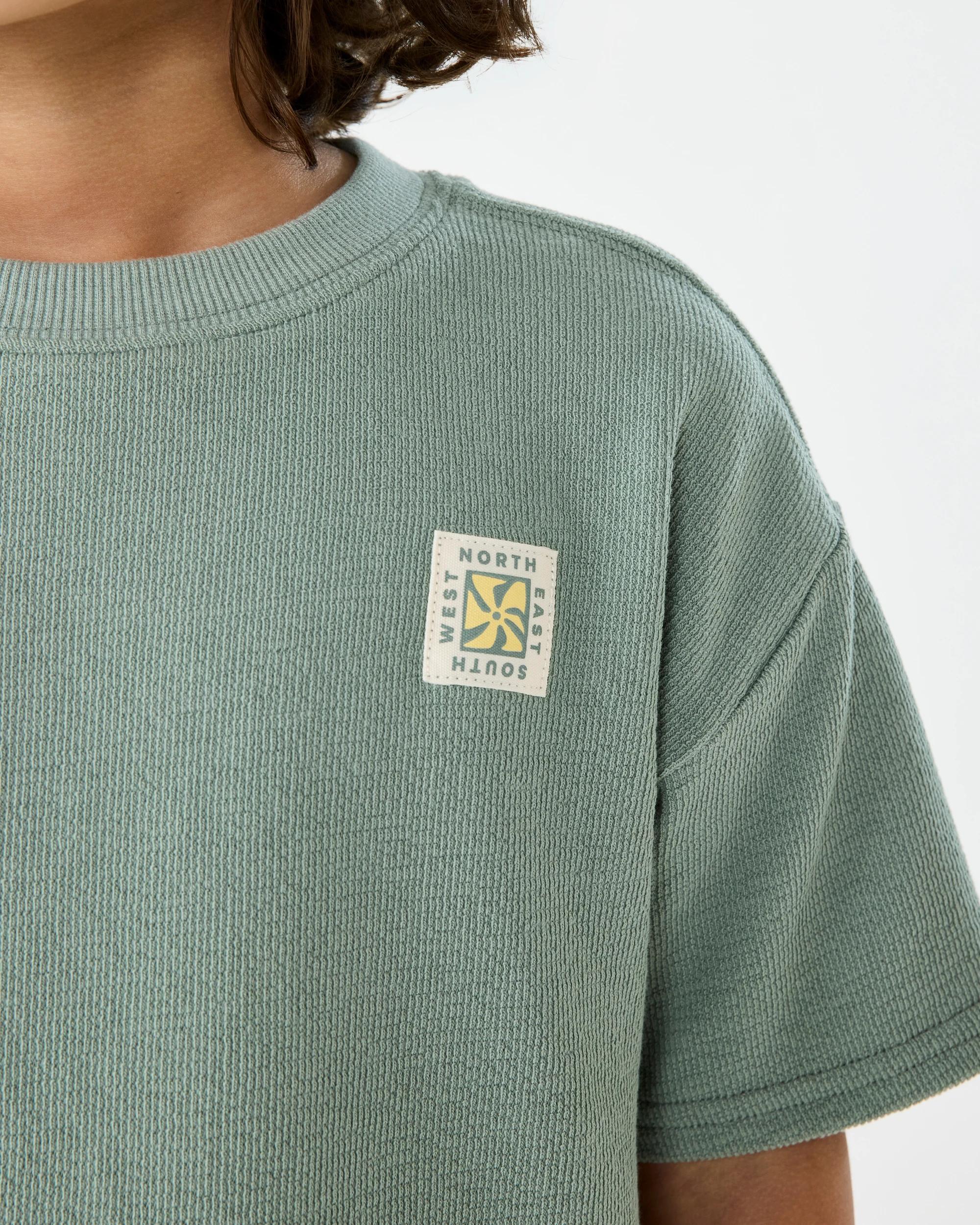 4 Textured Applique T-shirt Grn Vacay, 4 of 6
