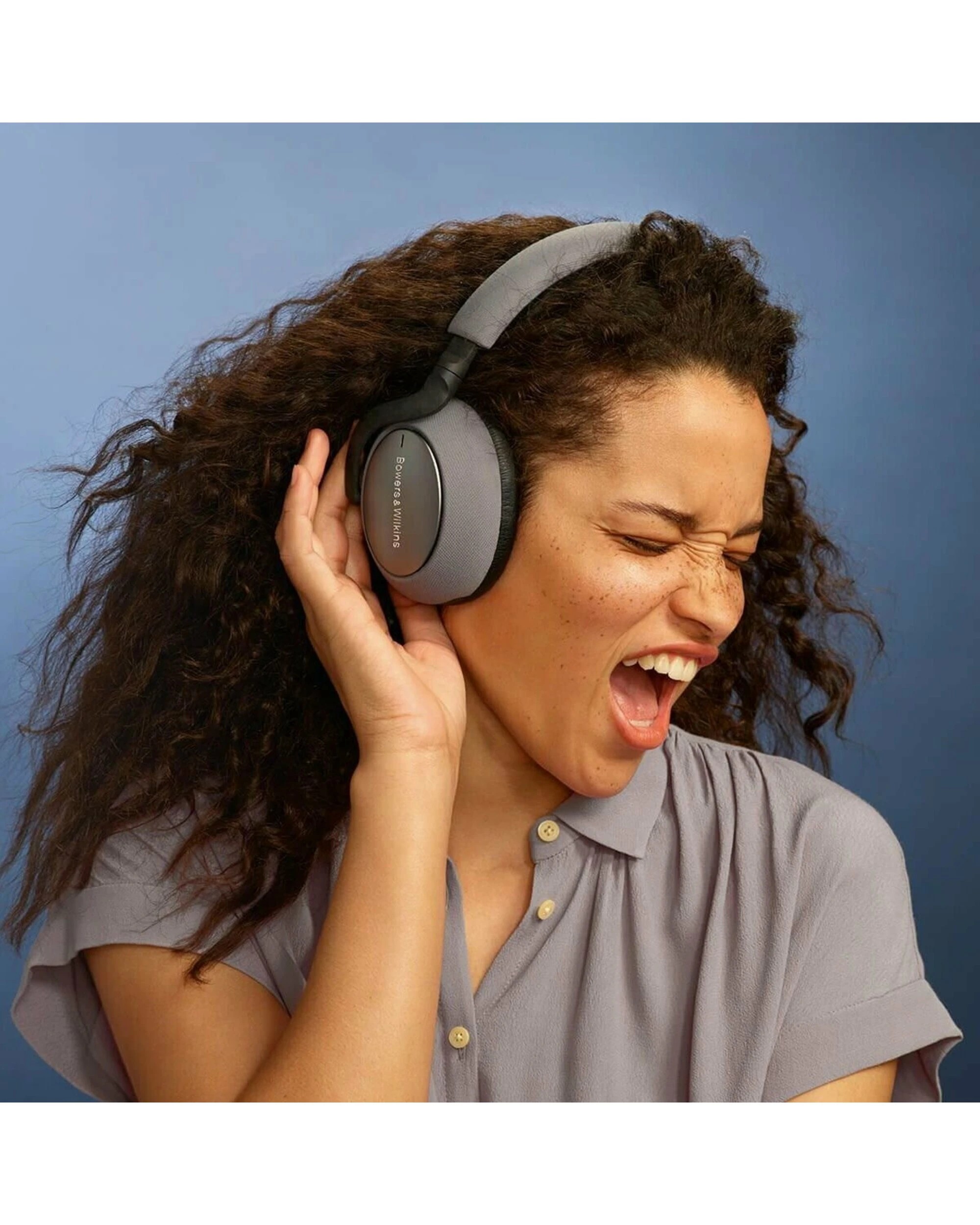 4 Bowers & Wilkins Over Ear Noise Cancelling Wireless Headphones Space Grey, 4 of 4