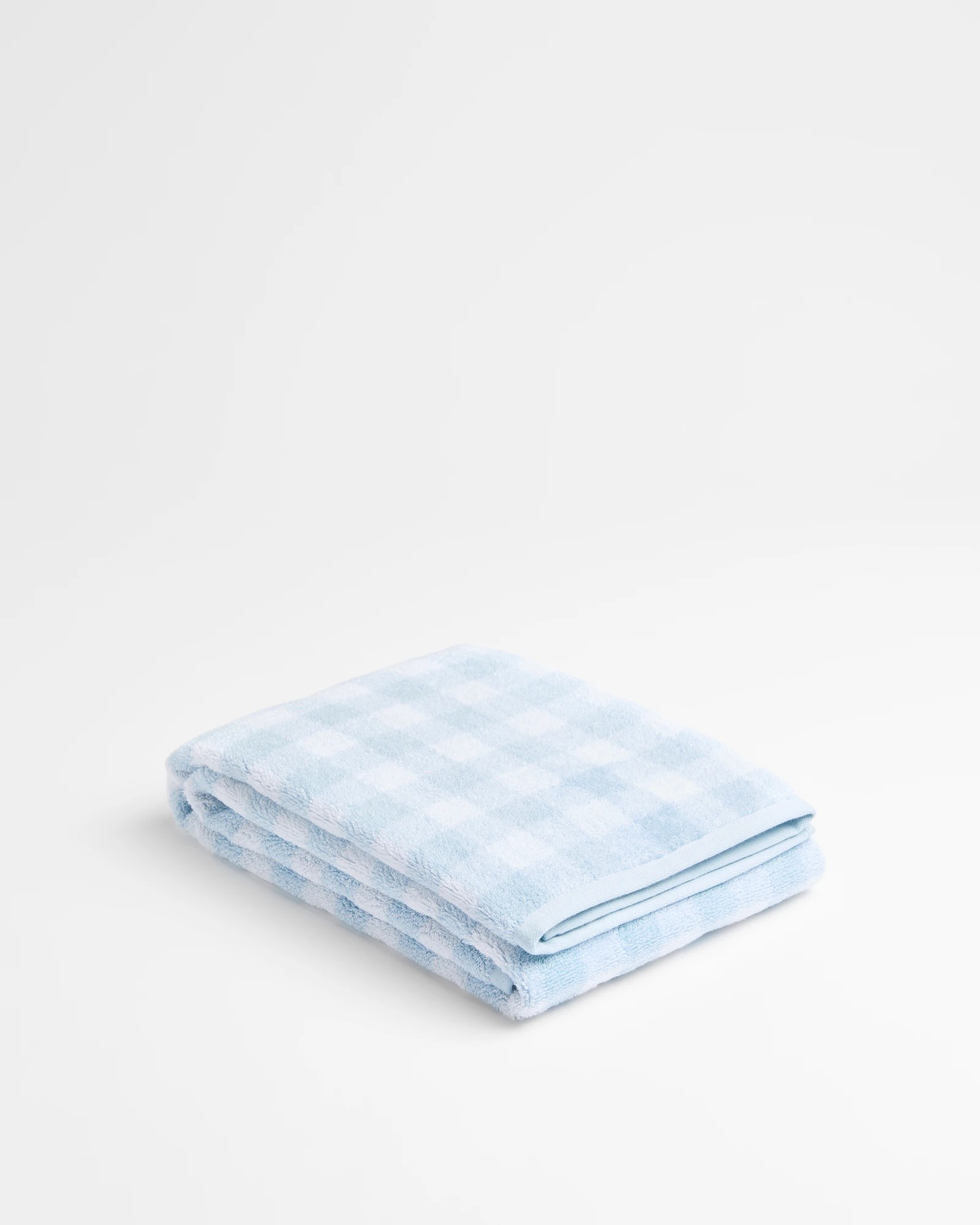 1 Target Georgie Aus Cotton Gingham Bath Towel - Blue, 1 of 3