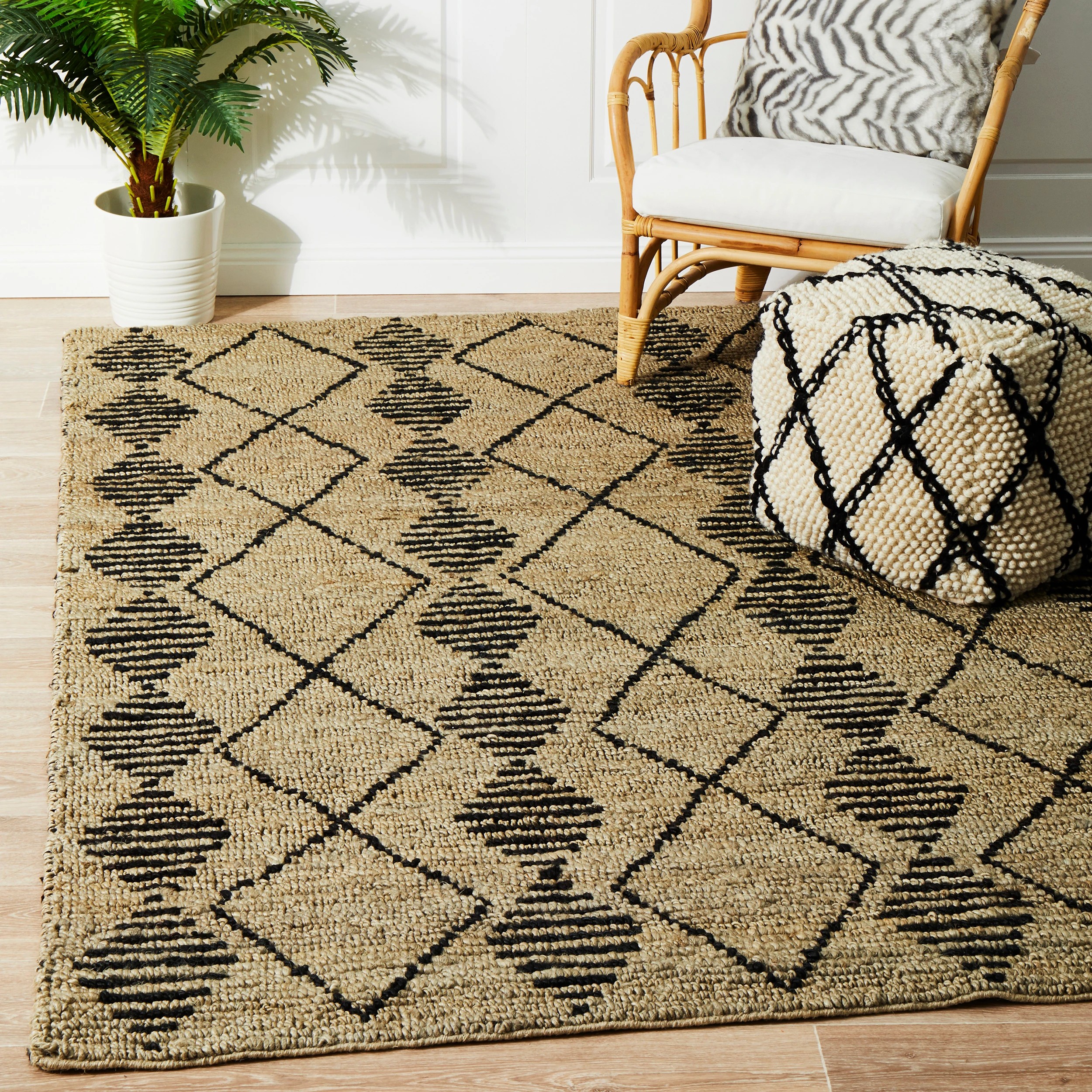 1 Common Ground Rugs Zanzibar 25 280x190cm - Large Jute Rug - Natural, 1 of 7