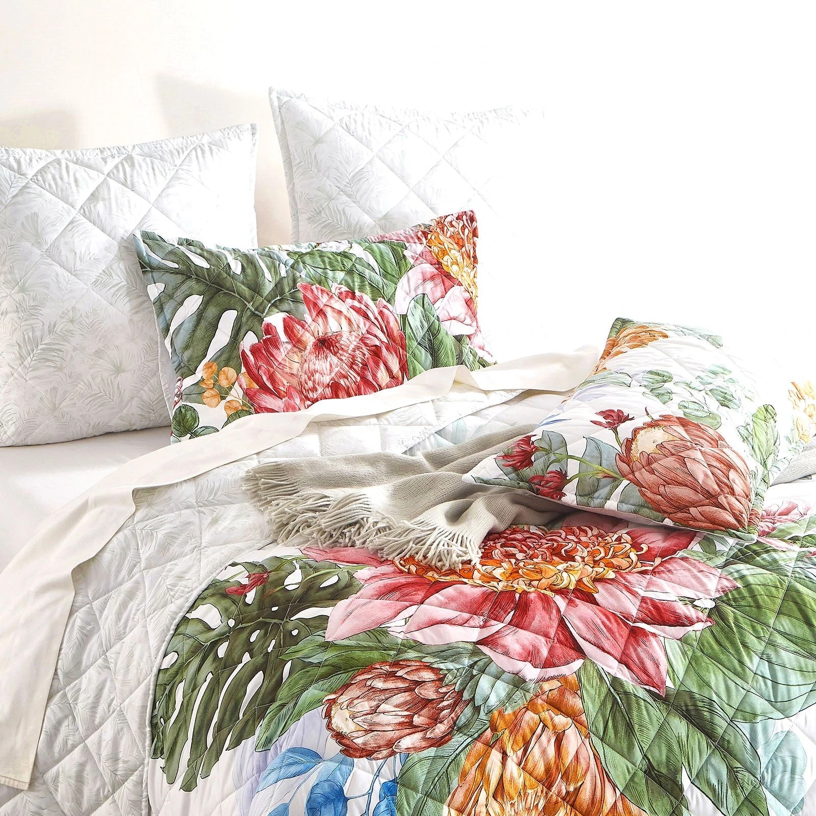 3 Renee Taylor Florence Quilted Reversible Microfiber Coverlet, Floral Diamond-Quilt, Lightweight All-Season. - Green, 3 of 4