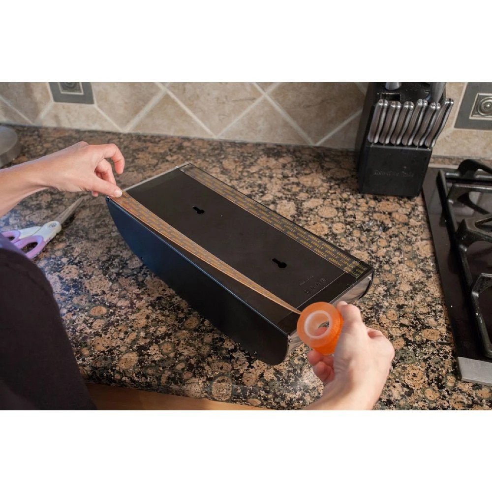 4 Gorilla Tough and Clear XL Mounting Tape 3.8m, 4 of 7