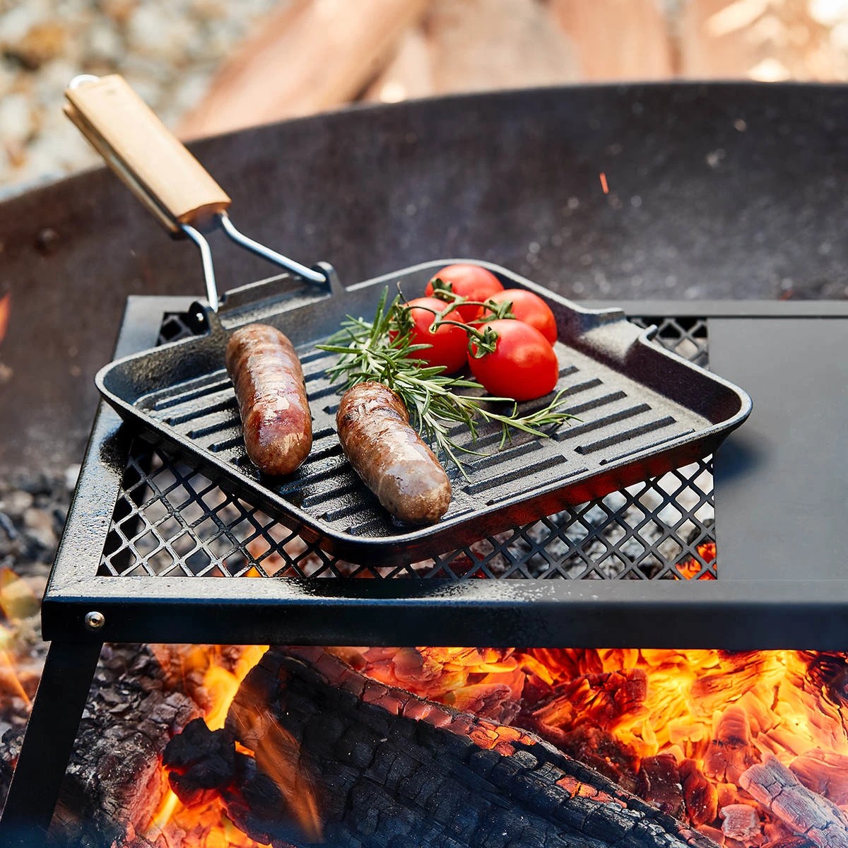 1 Cast Iron Griddle Pan, 1 of 10