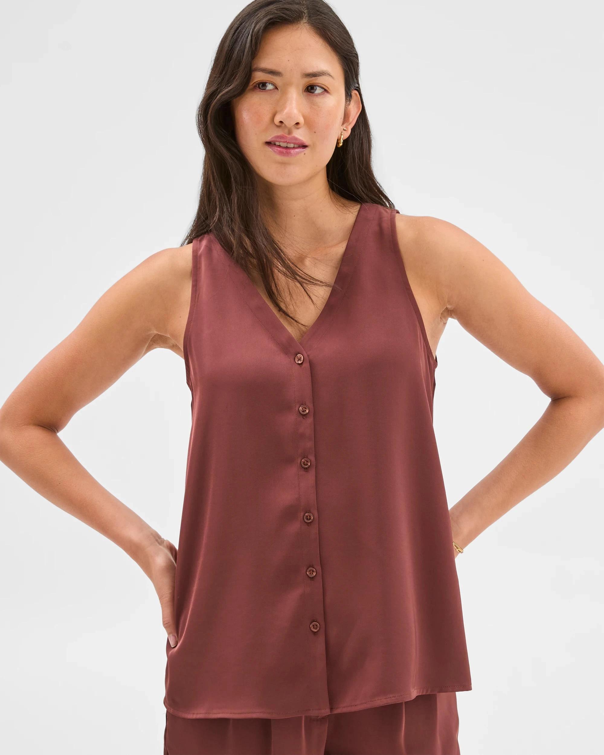 3 Sleeveless Vest Detail Top - Preview RUM RAISIN, 3 of 6