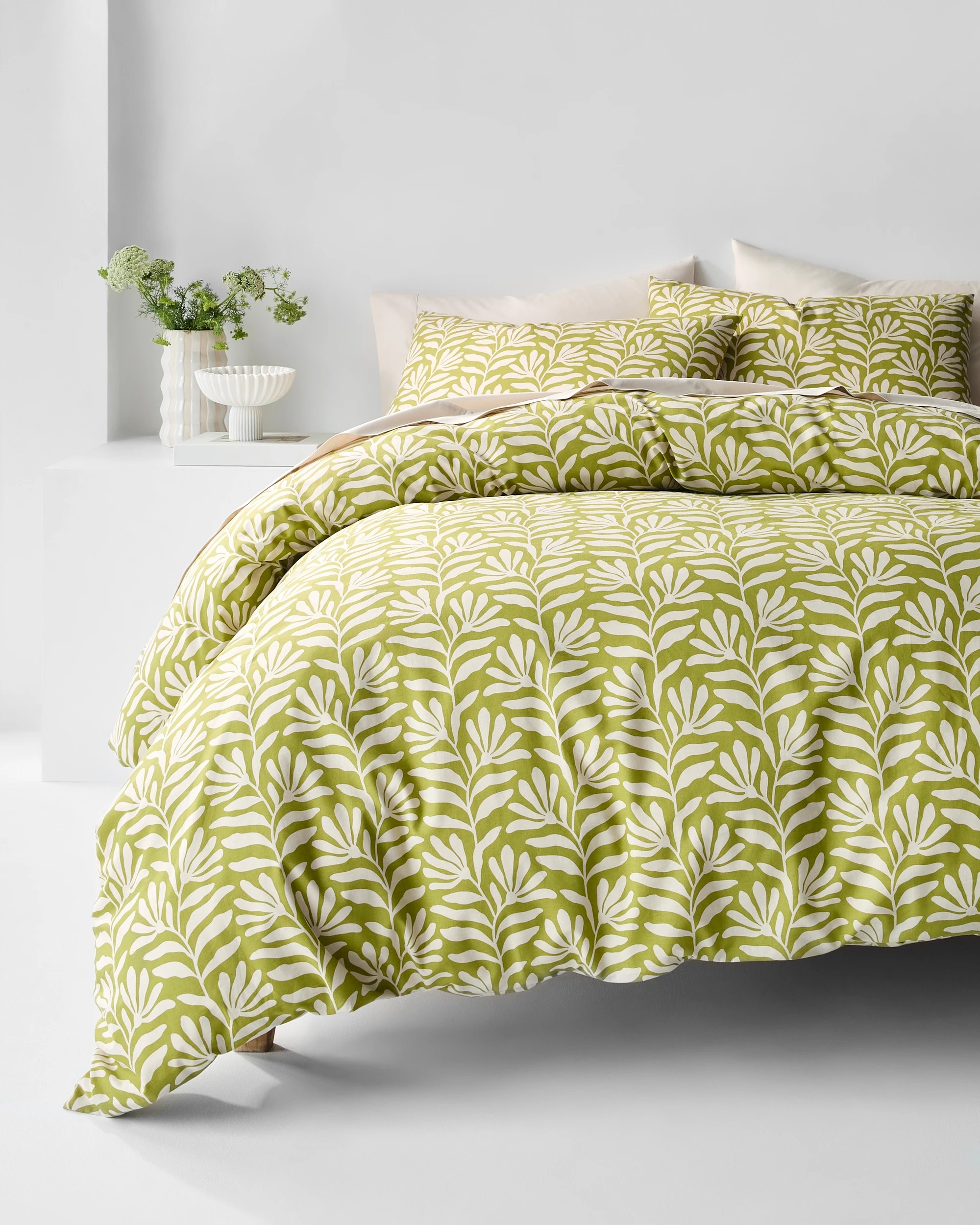 2 Target Botanical Print Australian Cotton Quilt Cover Set - King Bed - Green, 2 of 7
