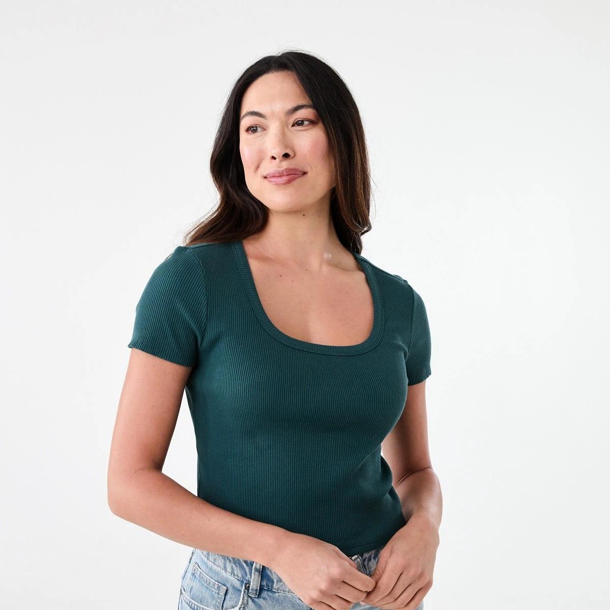 1 Short Sleeve Rib Square Neck T-shirt Kason Gren, 1 of 5