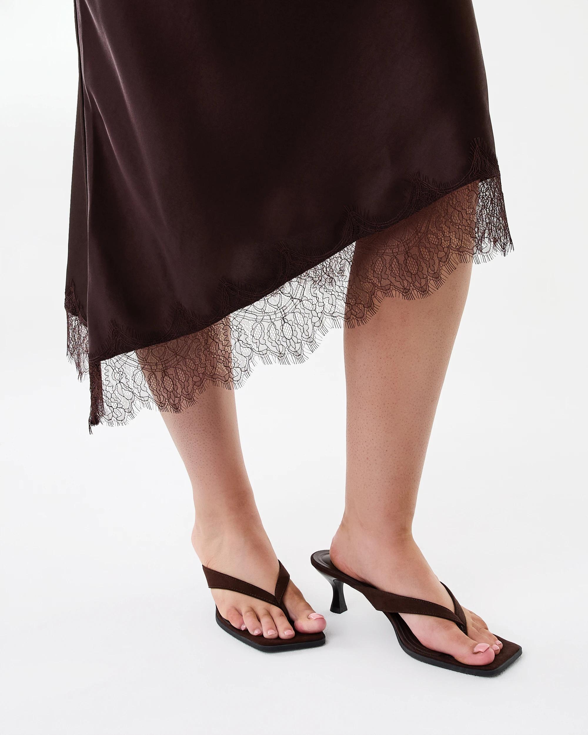 5 Lace Trim Satin Skirt Cbean, 5 of 6