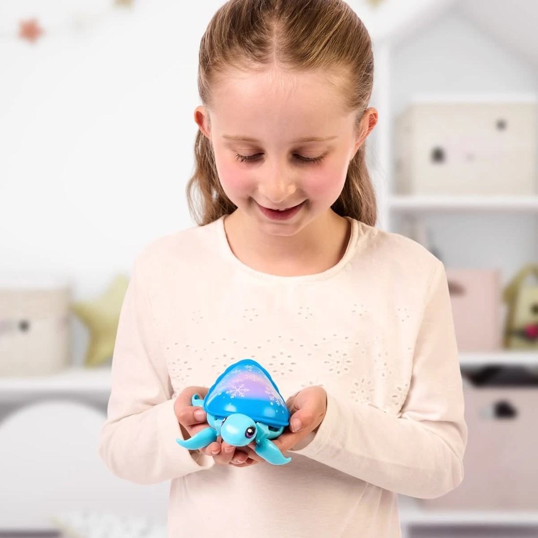 9 Little Live Pets Lil' Turtle - Assorted, 9 of 10