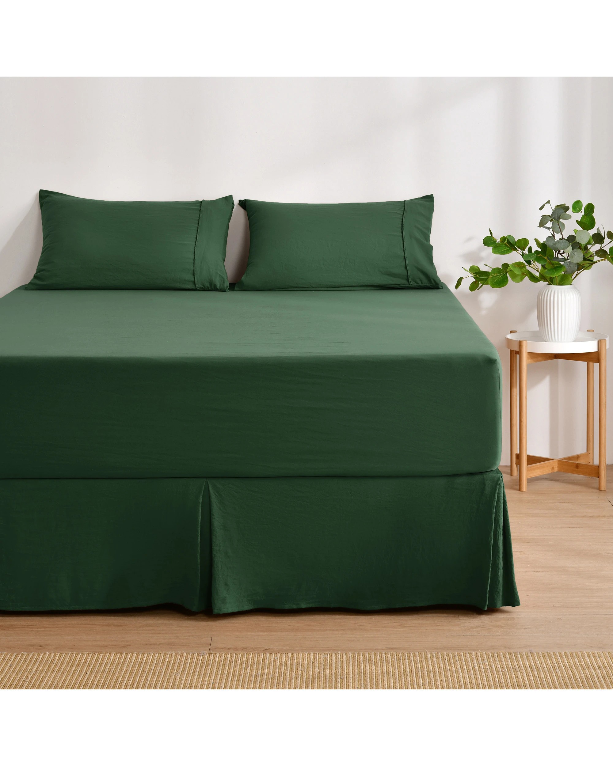 4 Dreamaker Superfine Washed Microfibre Pleated Valance - Super King Bed - Hunter Green, 4 of 9