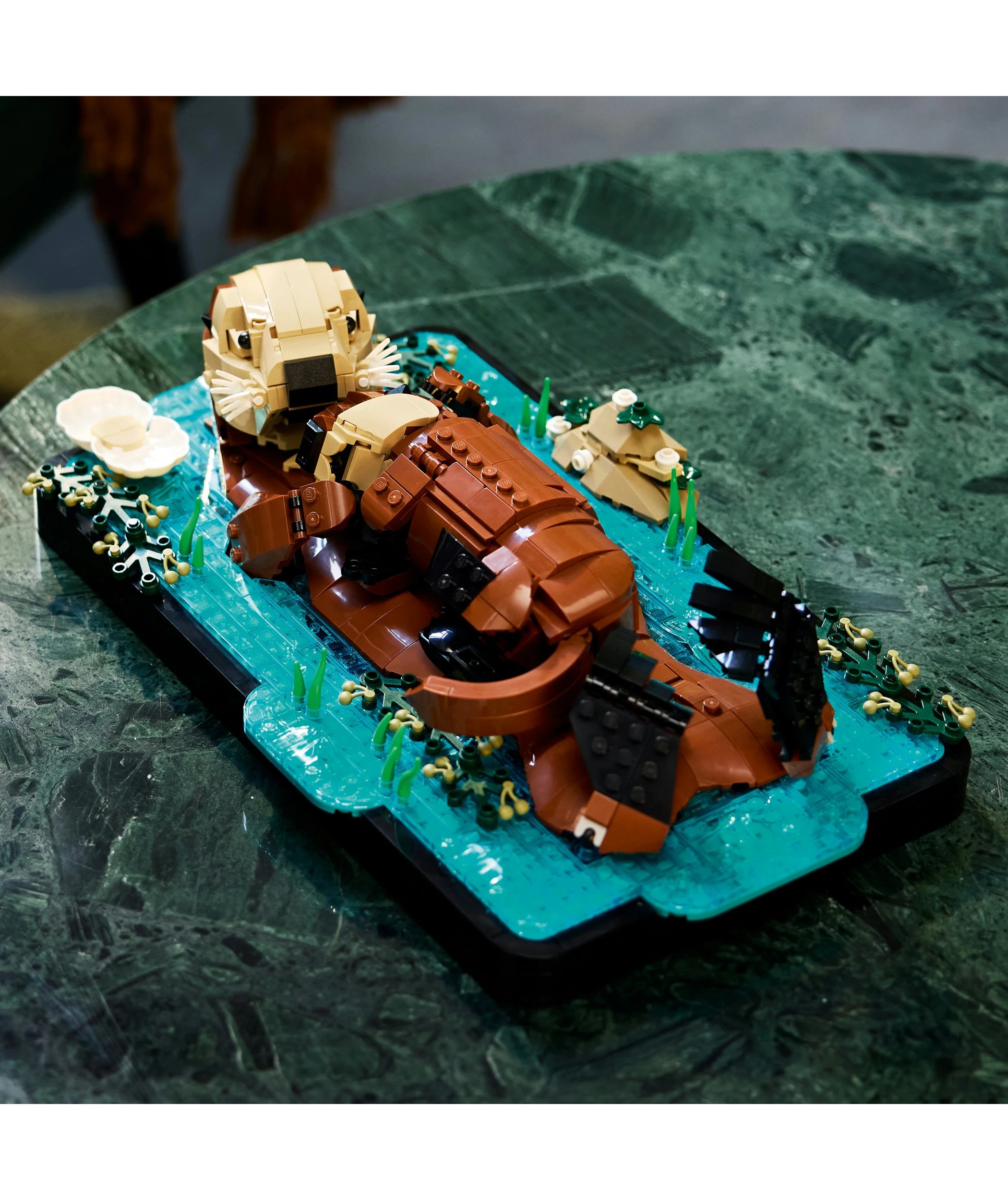 9 LEGO Ideas Floating Sea Otters 21366, 9 of 10