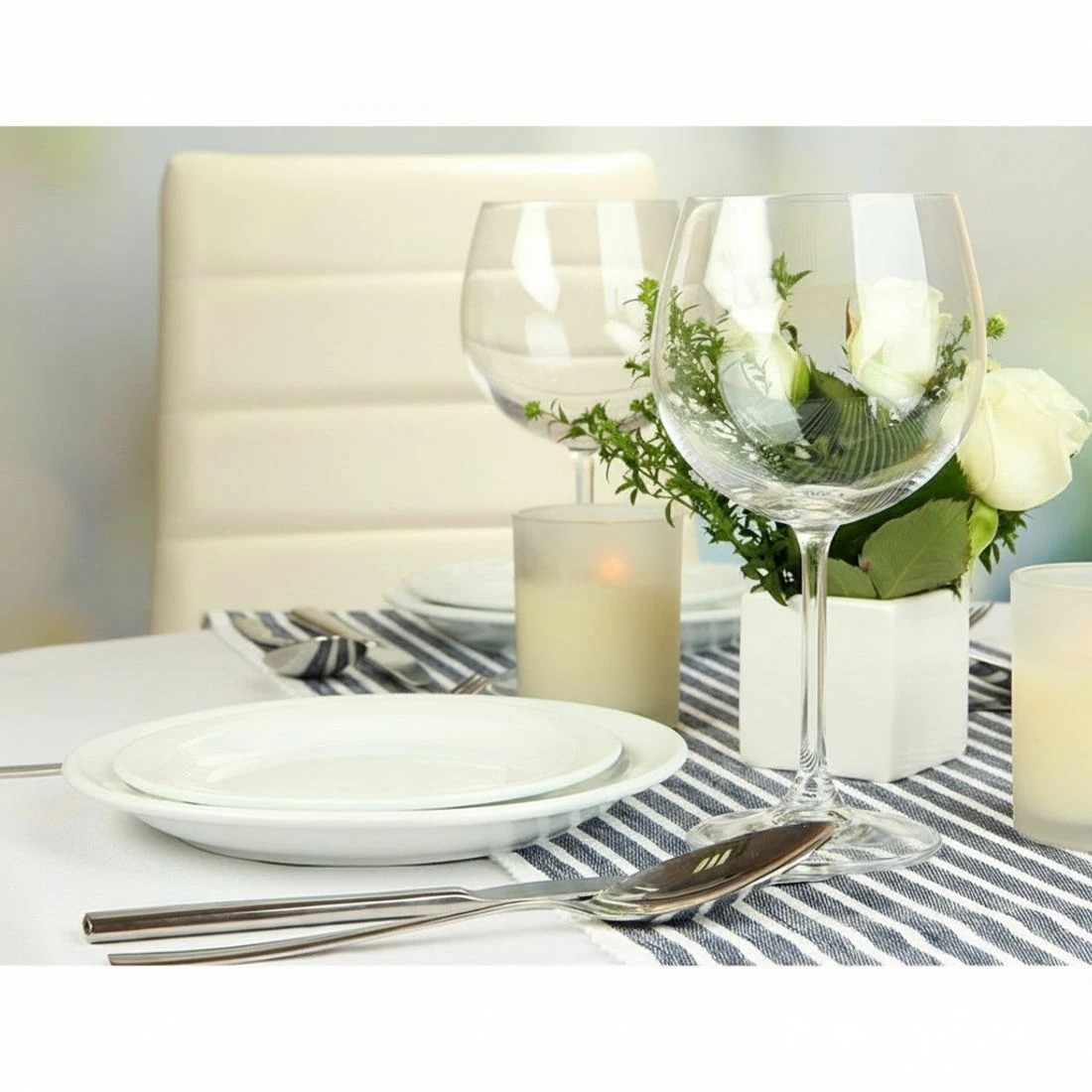 6 Artiss 90cm Round Dining Table Reinforced MDF Top Solid Beech Legs Durable Stable 4 Seater Modern Centrepiece - white, 6 of 6